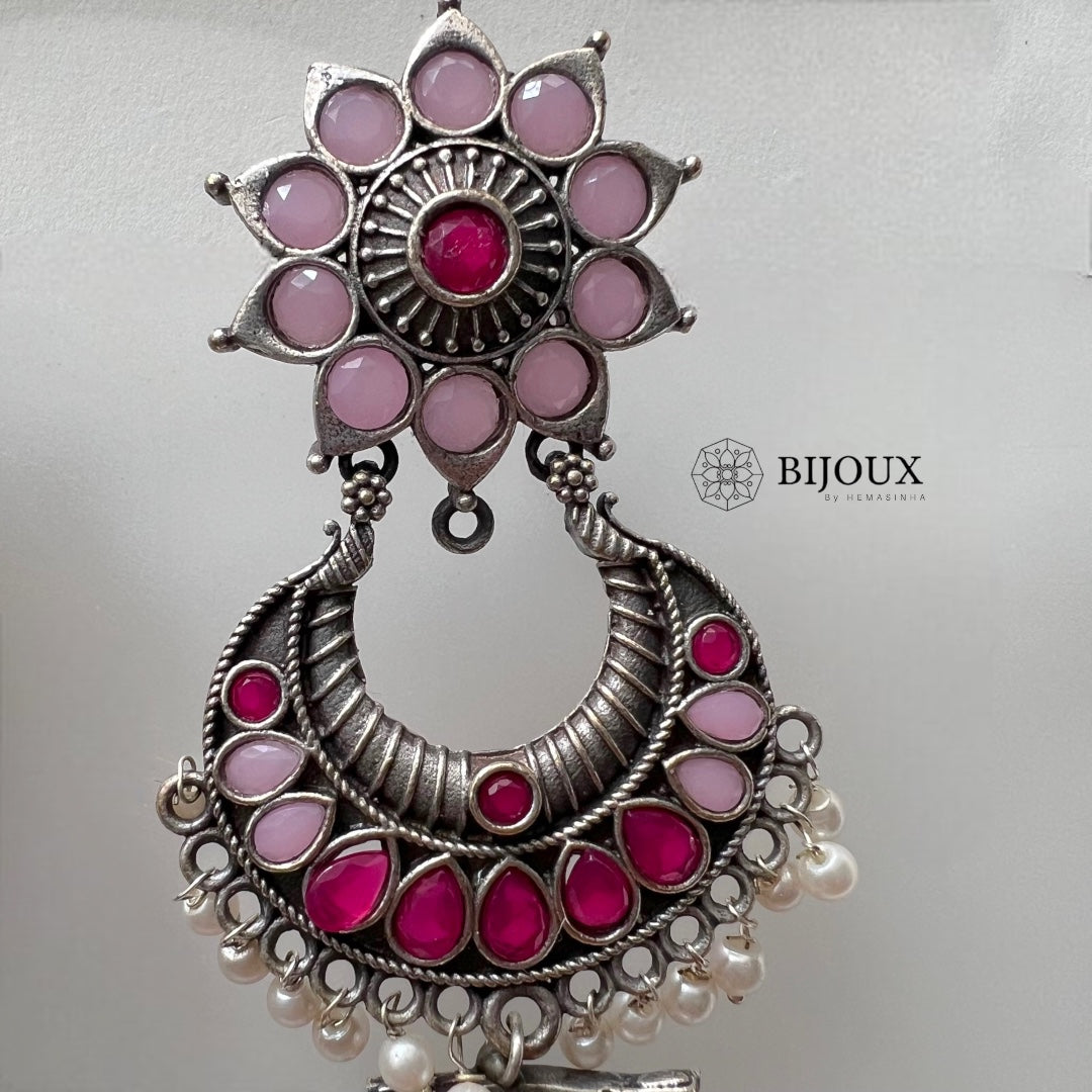 GOMATA SILVER LOOK ALIKE SEMI-HANDMADE STUD TEMPLE ER246