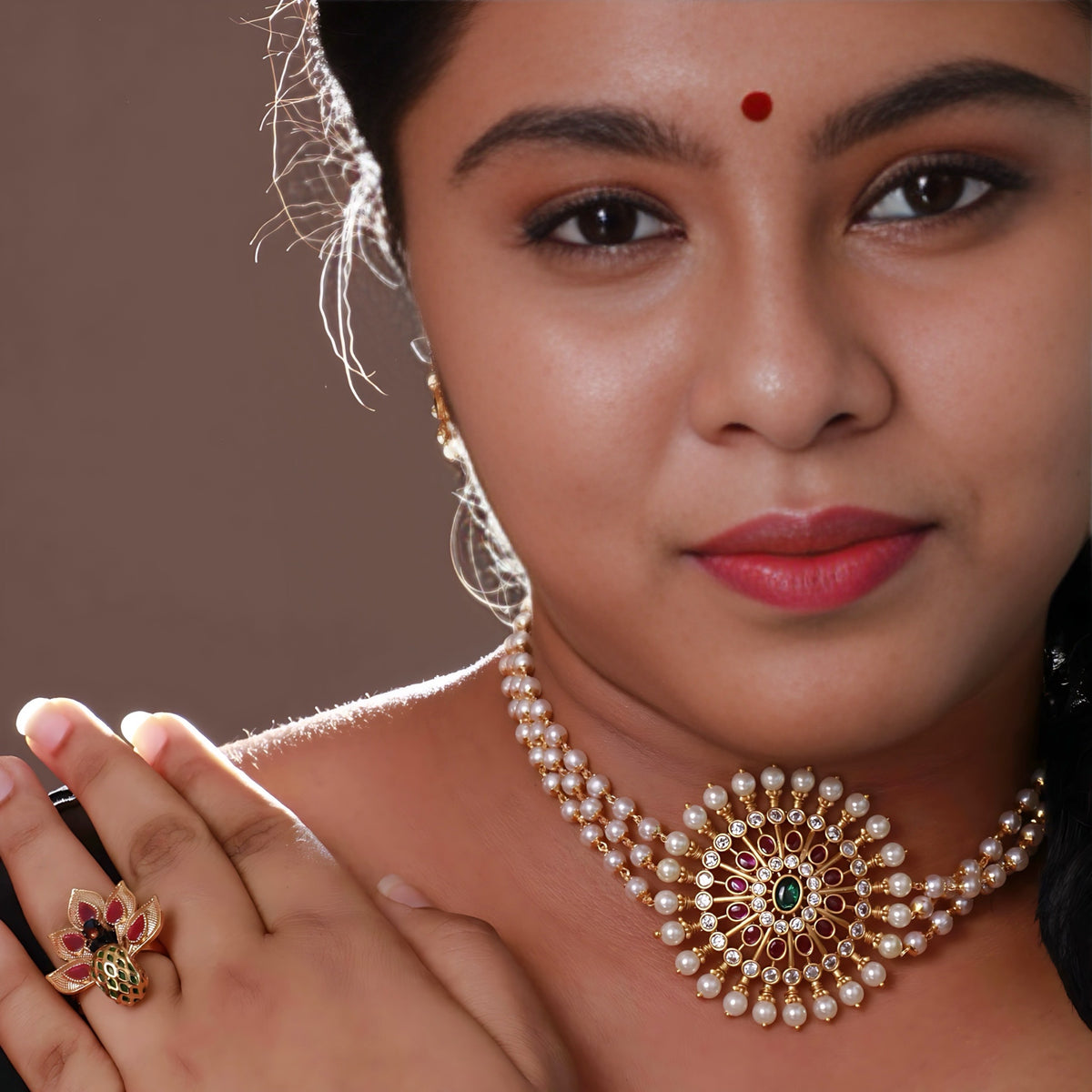 EKTA GOLD TONED CHOKER WITH EARRINGS CH327