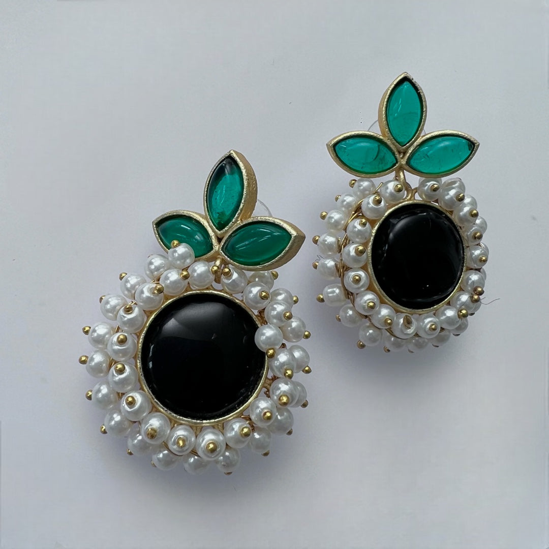 DAISY LEAF PEARL GOLD TONED SEMI HANDMADE STUDS  ER511