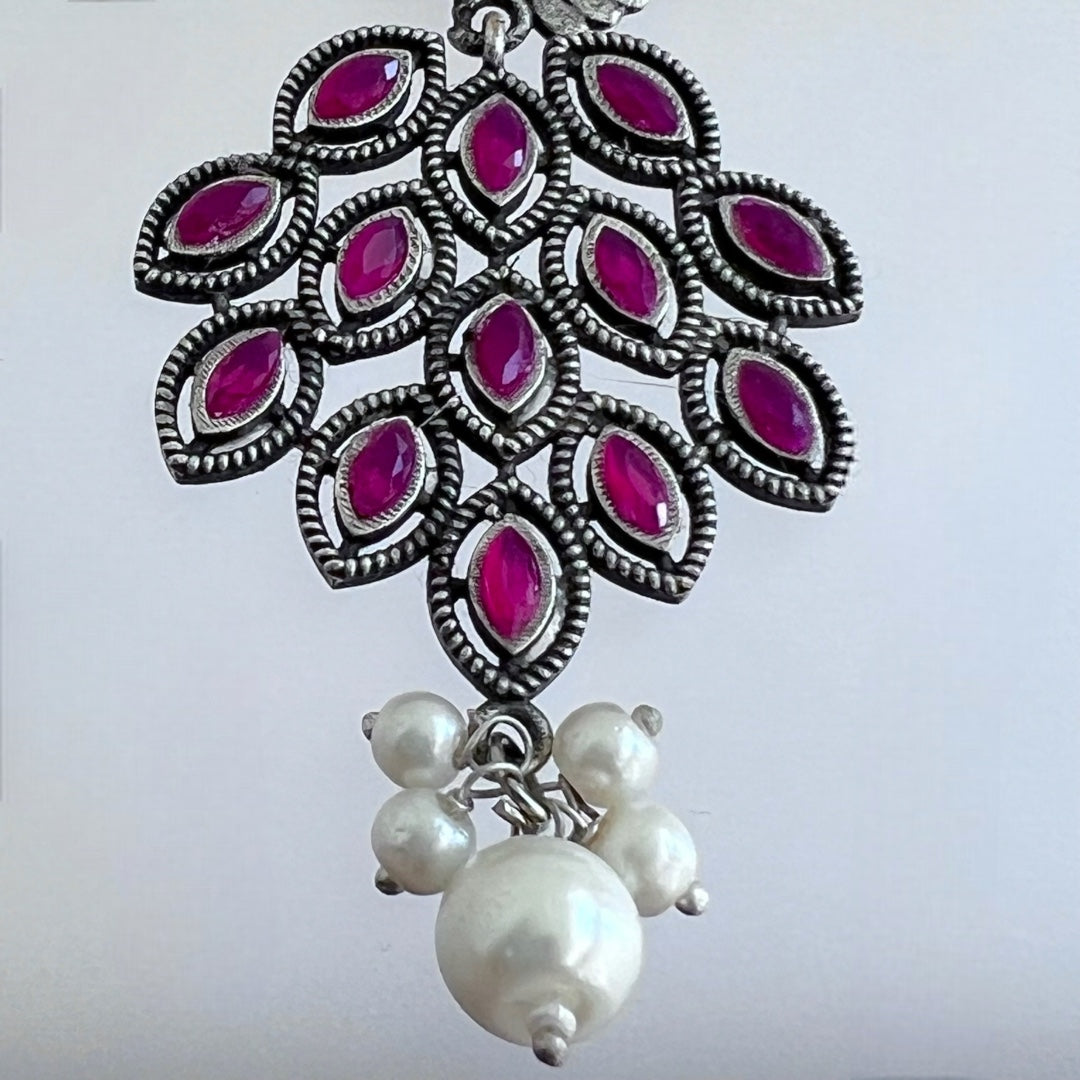 FEATHER FLARE SILVER LOOK ALIKE SEMI-HANDMADE DANGLER ER198