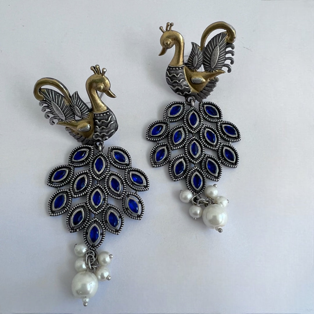 FEATHER FLARE SILVER LOOK ALIKE SEMI-HANDMADE DANGLER ER198