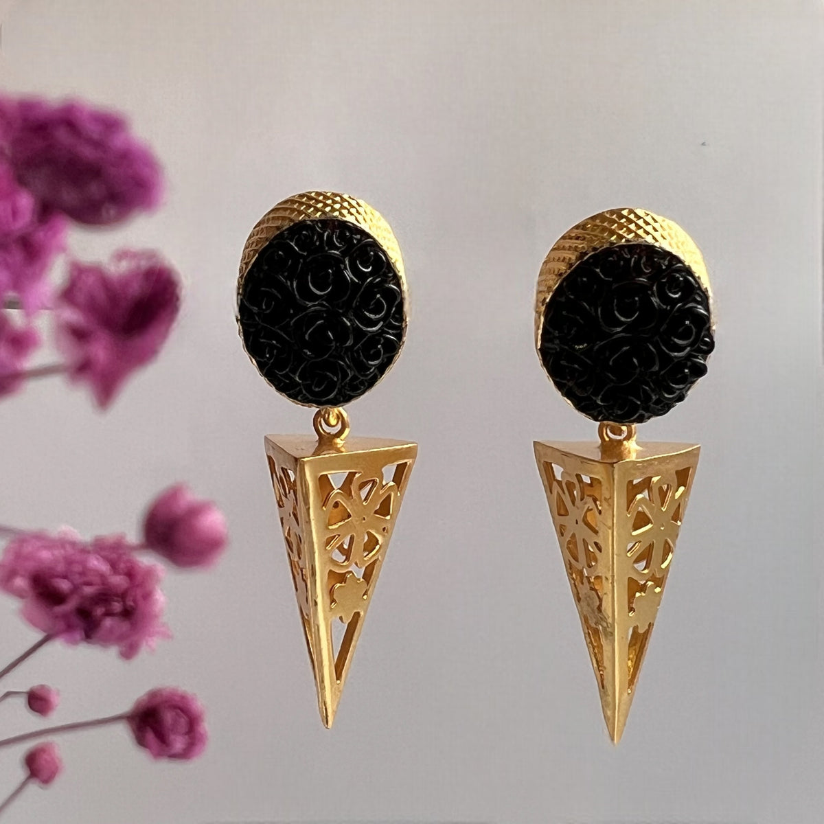 DALIA ROSE GOLD TONED FAUX RESIN EARRING ER170