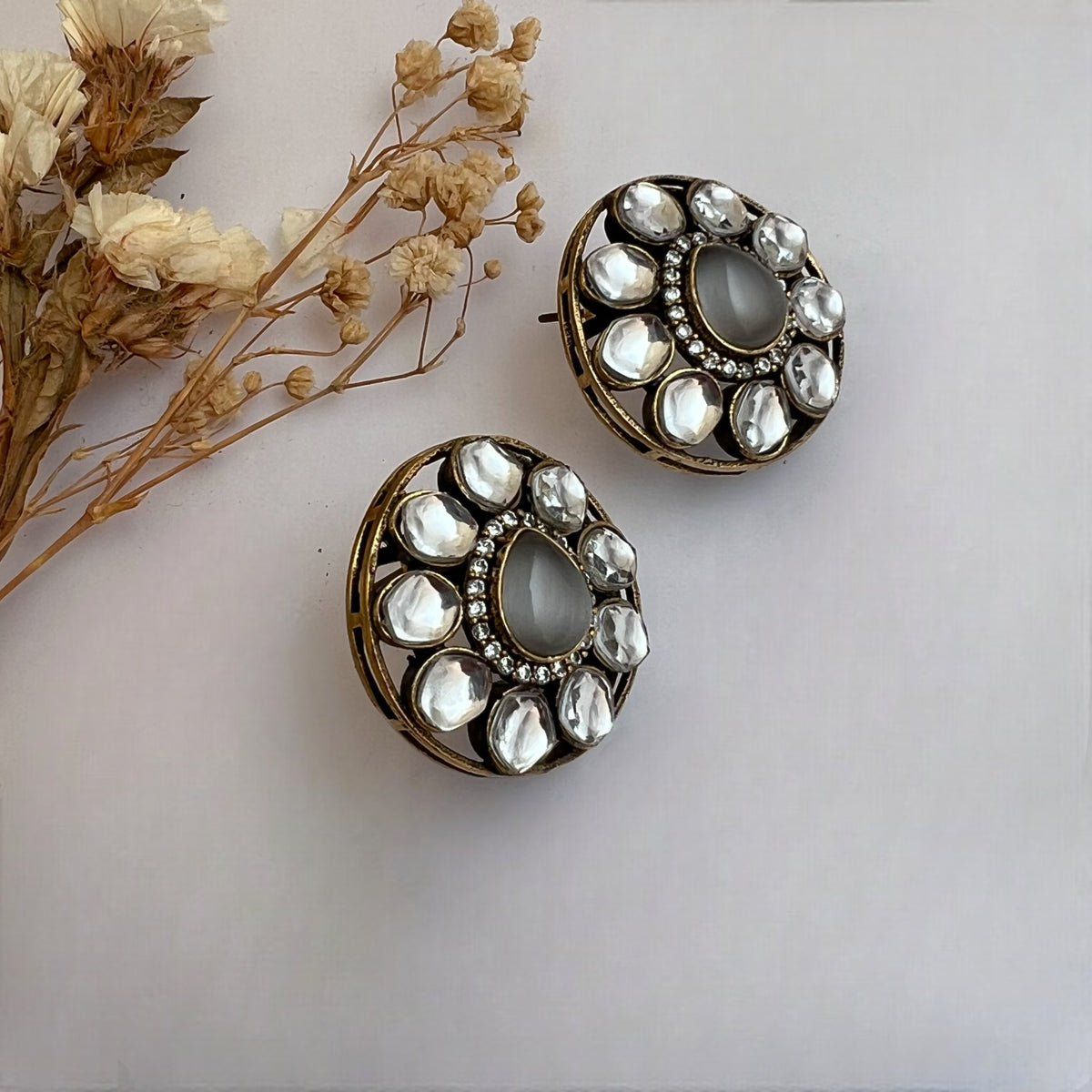 YASODHA GOLD-TONED KUNDAN MONALISA PREMIUM STUDS WITH AD STONES ER566