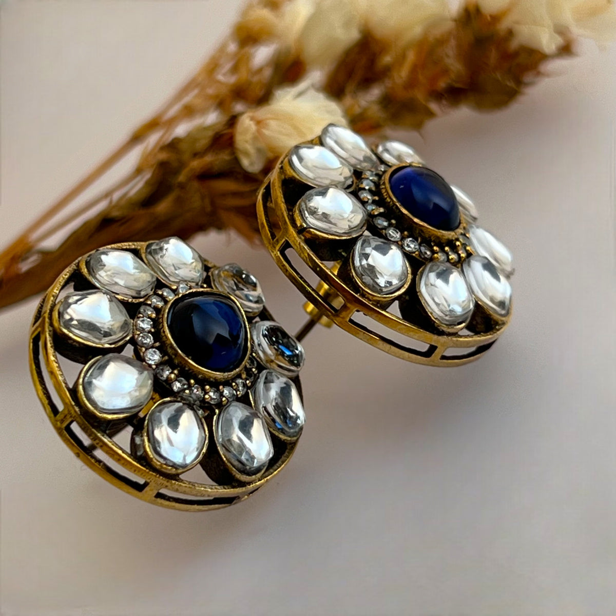 YASODHA GOLD-TONED KUNDAN MONALISA PREMIUM STUDS WITH AD STONES ER566