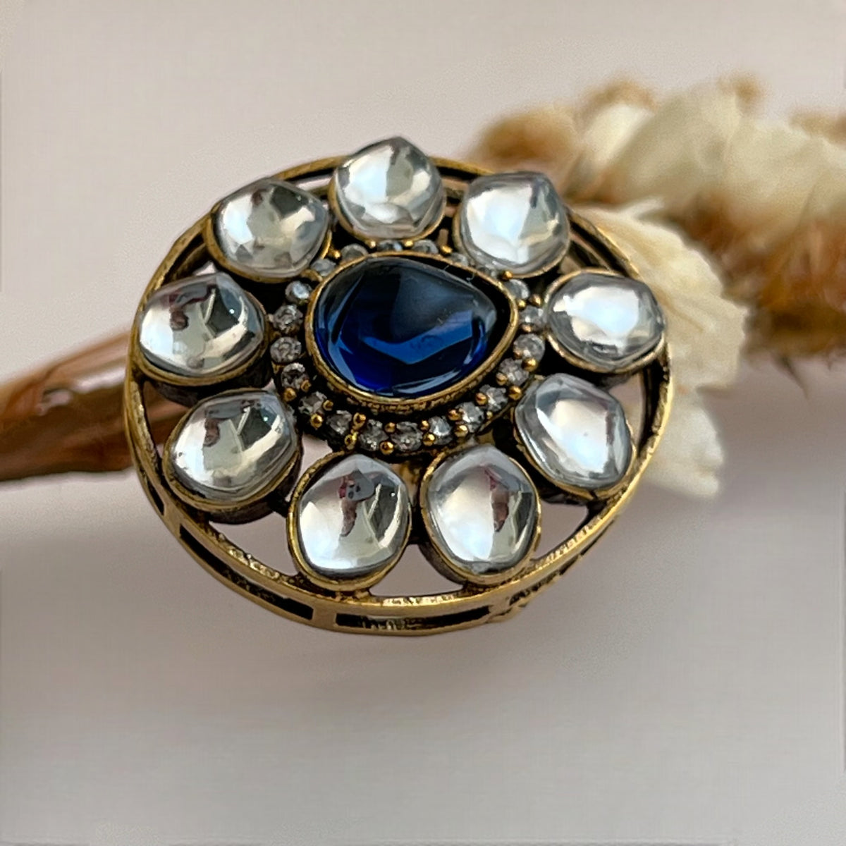 YASODHA GOLD-TONED KUNDAN MONALISA PREMIUM STUDS WITH AD STONES ER566