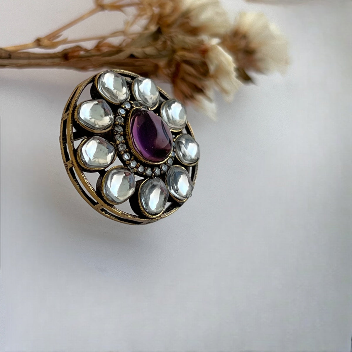 YASODHA GOLD-TONED KUNDAN MONALISA PREMIUM STUDS WITH AD STONES ER566