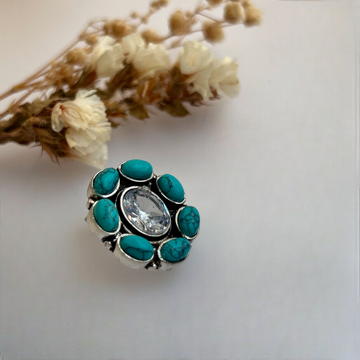 YONITA GOLD-TONED MONALISA PREMIUM STUDS WITH AD STONES ER568