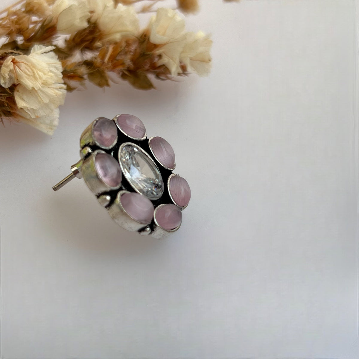 YONITA GOLD-TONED MONALISA PREMIUM STUDS WITH AD STONES ER568