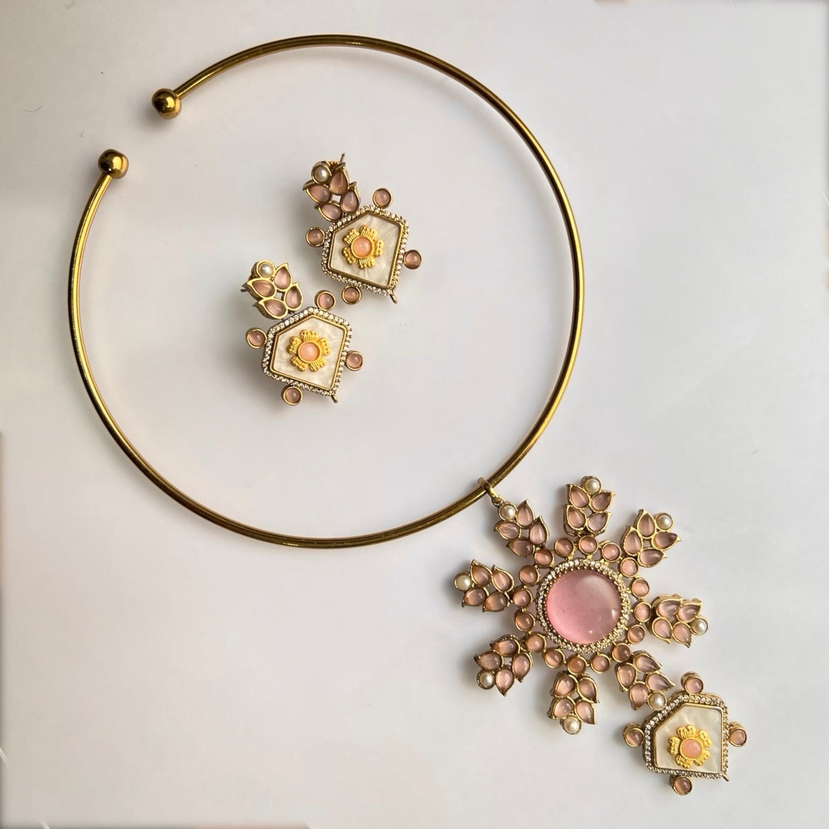 ASHIHA BIJOUX MONALISA NECKLACE/HASLI WITH EARRINGS NL326