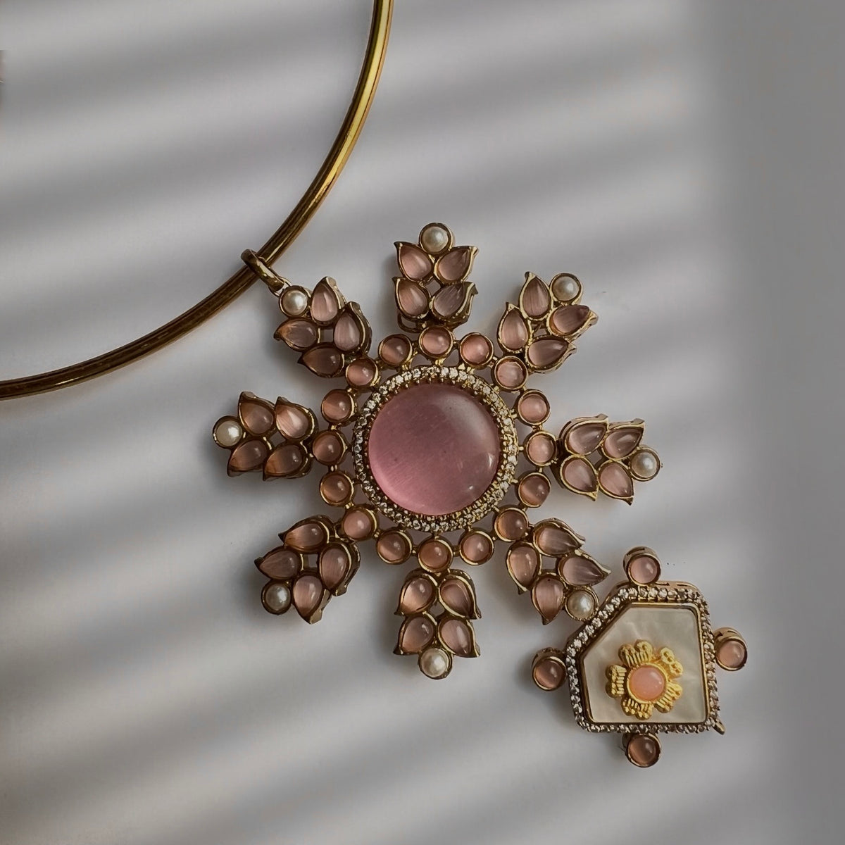 ASHIHA BIJOUX MONALISA NECKLACE/HASLI WITH EARRINGS NL326