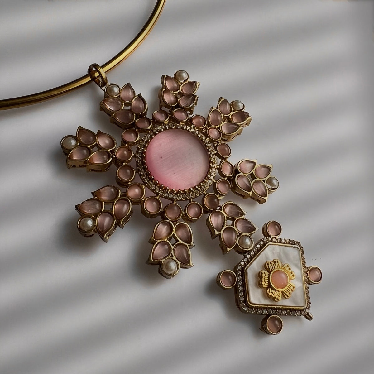 ASHIHA BIJOUX MONALISA NECKLACE/HASLI WITH EARRINGS NL326