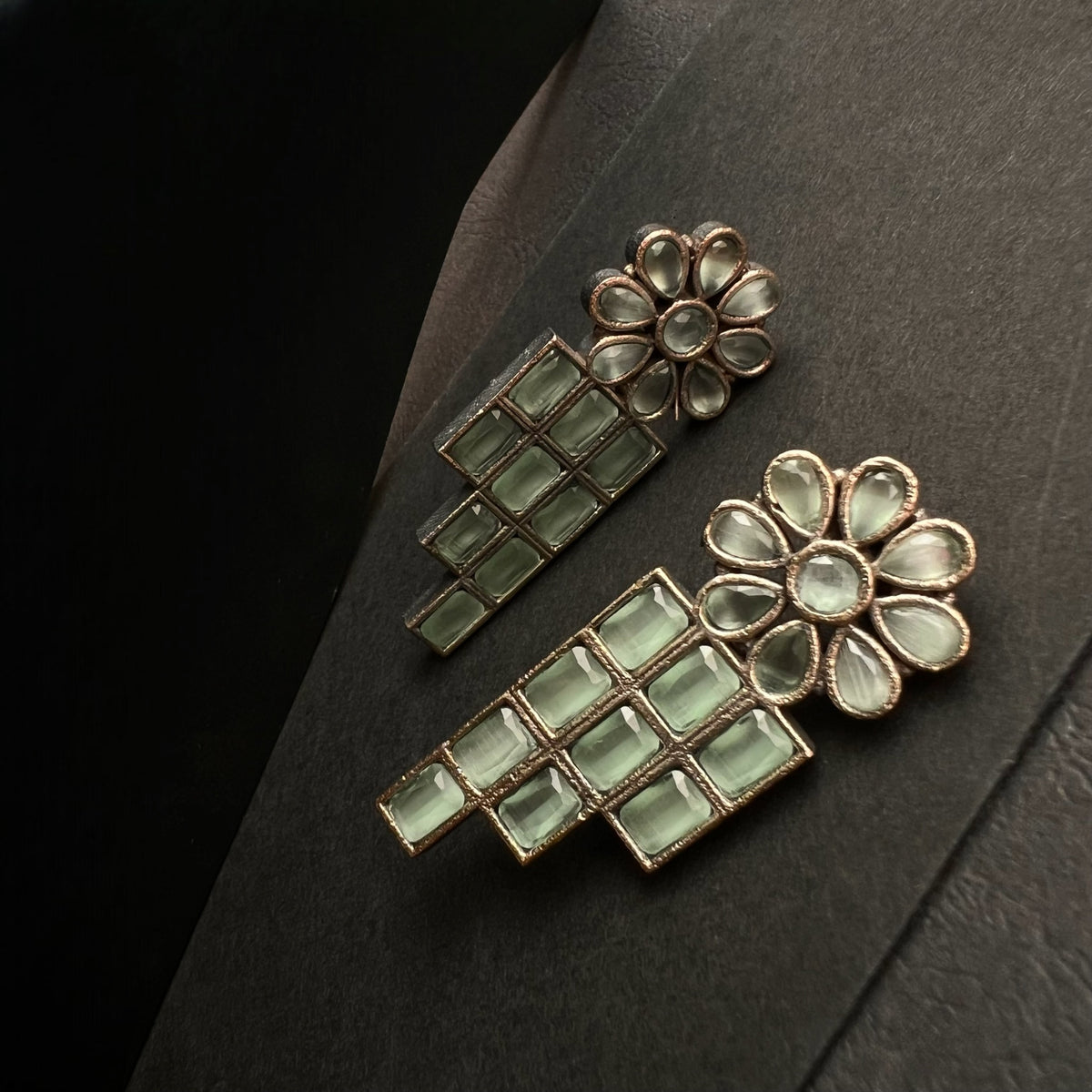 SHANAYA SILVER LOOK ALIKE RAW AND RUSTIC ANTIQUE SEMI HANDMADE EARRINGS ER442