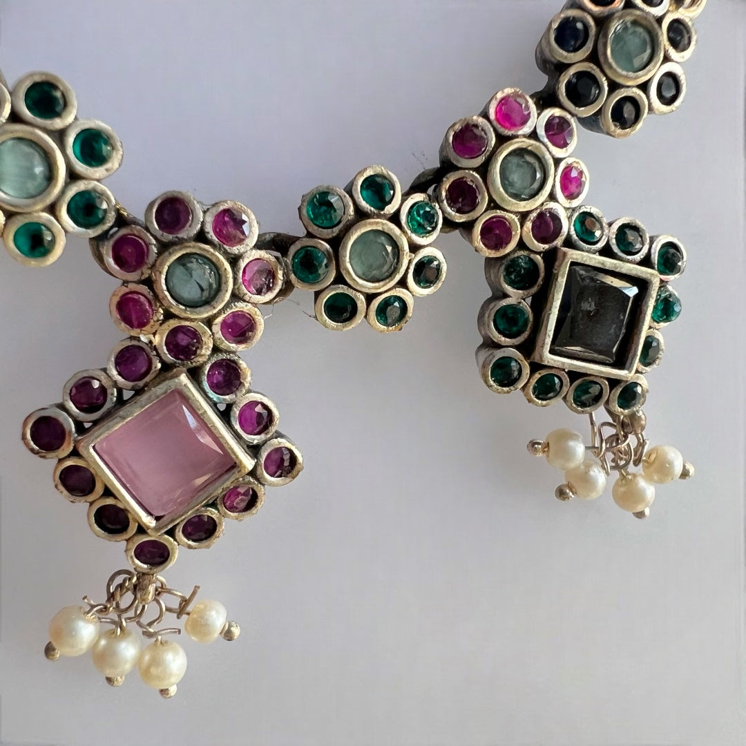 RADIANT ROUNDS SILVER LOOK ALIKE HANDMADE LOOP EARRING ER210