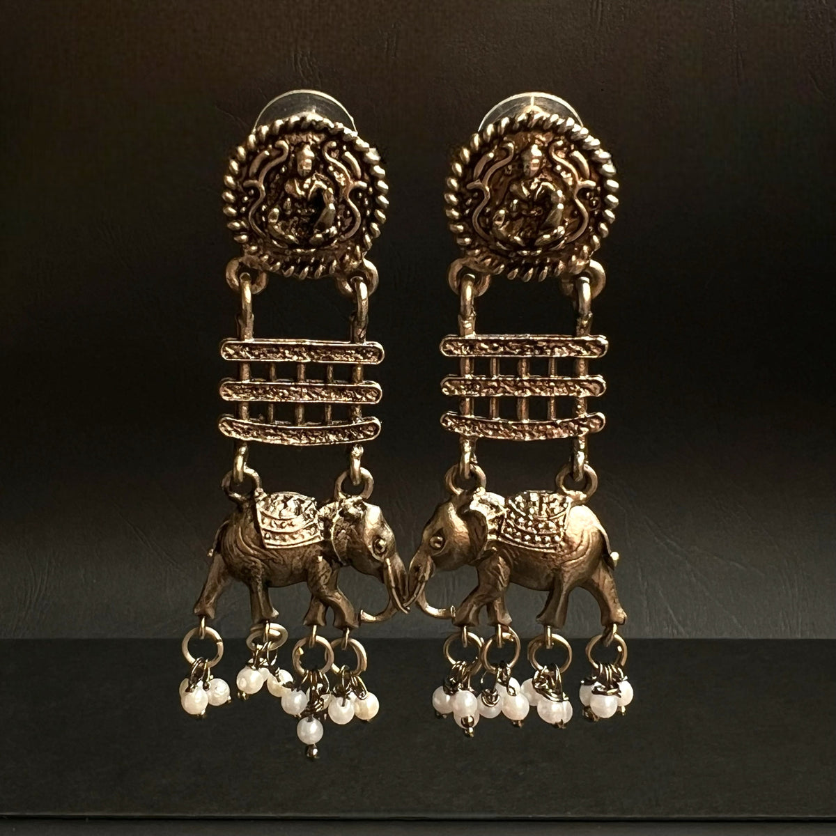 MEERA RAW AND RUSTIC EARRING ER255