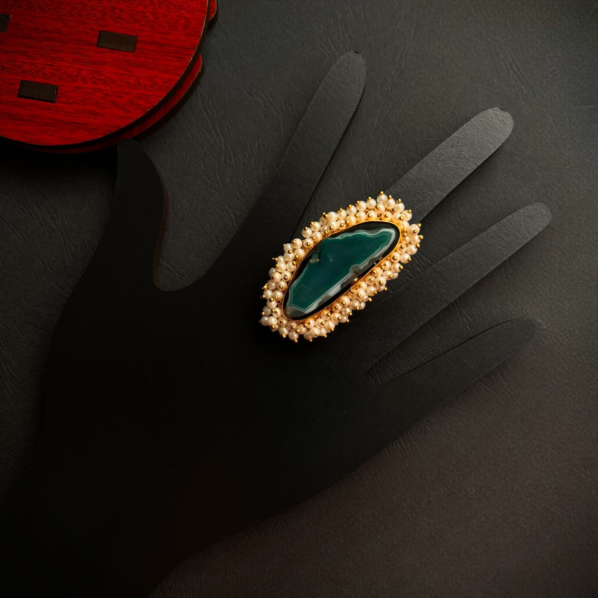 CIEL  AGATE PEARL WORK GOLD TONED RING R17