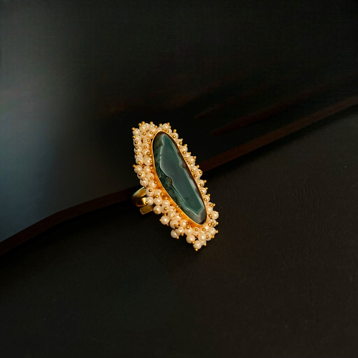 CIEL  AGATE PEARL WORK GOLD TONED RING R17