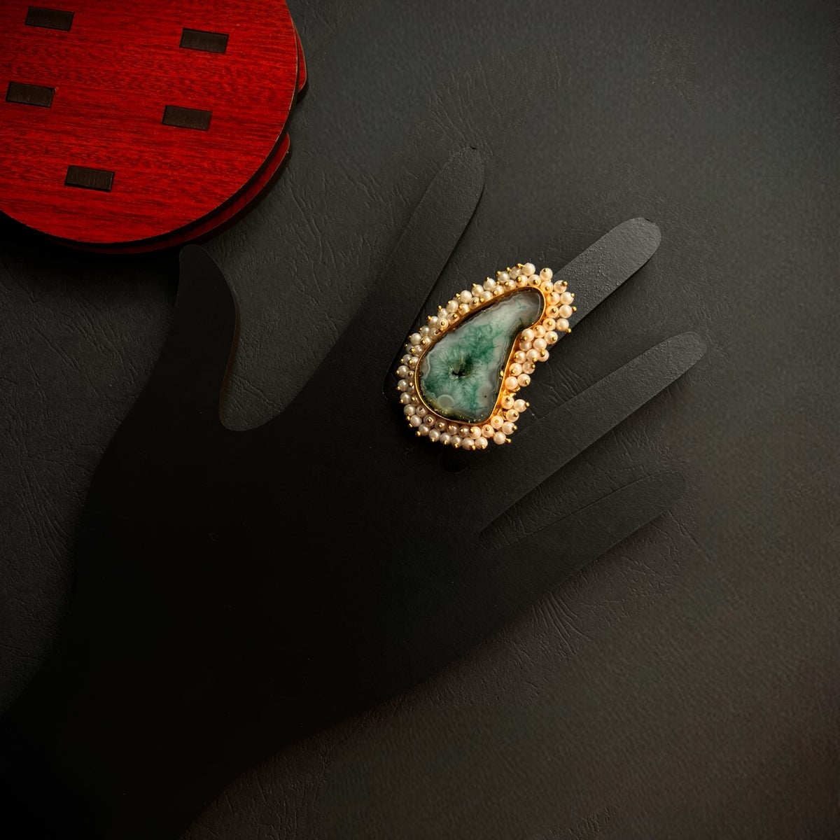 CIEL  AGATE PEARL WORK GOLD TONED RING R17