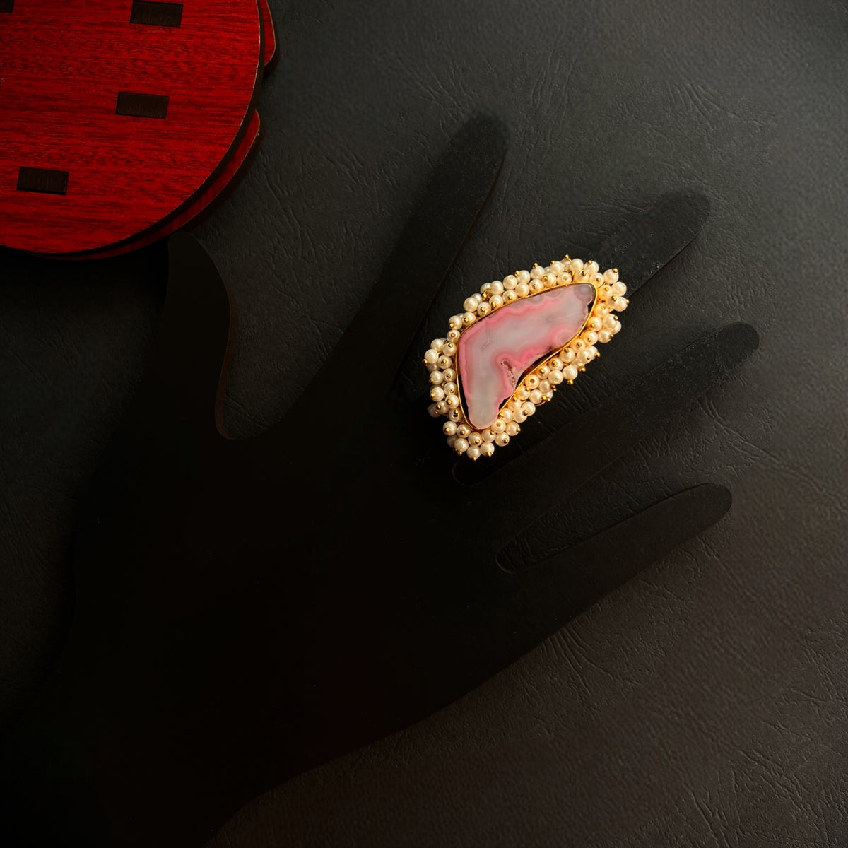 CIEL  AGATE PEARL WORK GOLD TONED RING R17