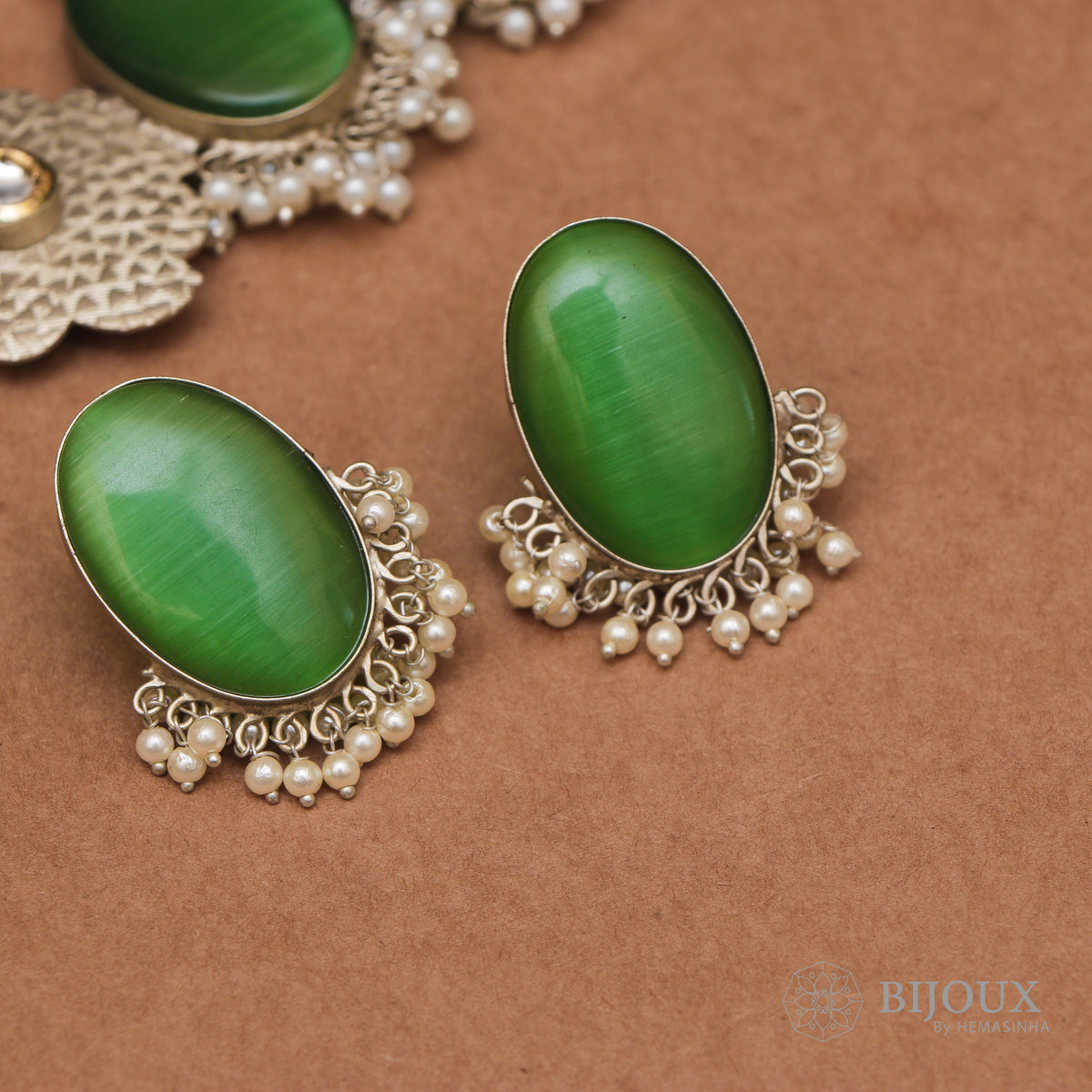 KATHIRA BIJOUX PREMIUM AND EXCLUSIVE HANDMADE CHOKER WITH EARRINGS CH60