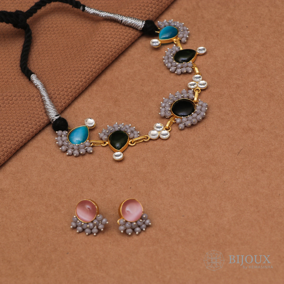 QUEENS BIJOUX HANDMADE MONALISA MINIMALIST CHOKER WITH EARRINGS CH46