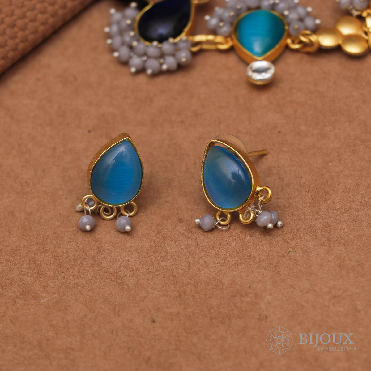 QUEENS BIJOUX HANDMADE MONALISA MINIMALIST CHOKER WITH EARRINGS CH46