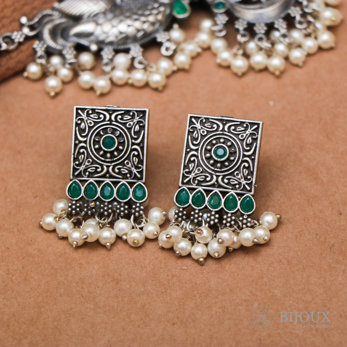 AGANA BIJOUX PREMIUM SEMI HANDMADE CHOKER WITH EARRINGS CH64