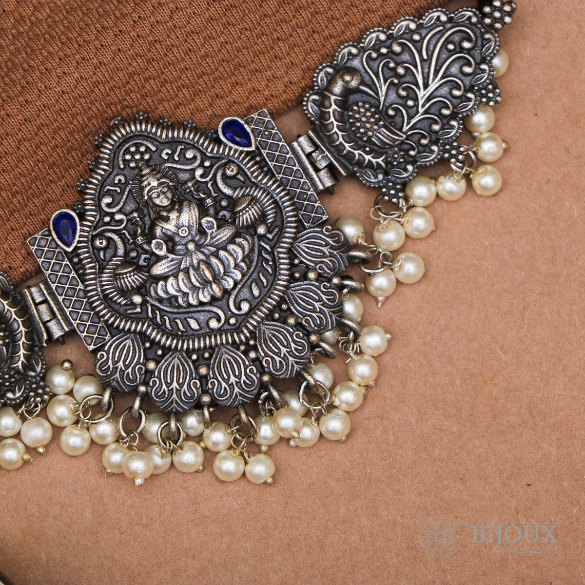 NANDHINI BIJOUX PREMIUM SEMI HANDMADE CHOKER WITH EARRINGS CH66