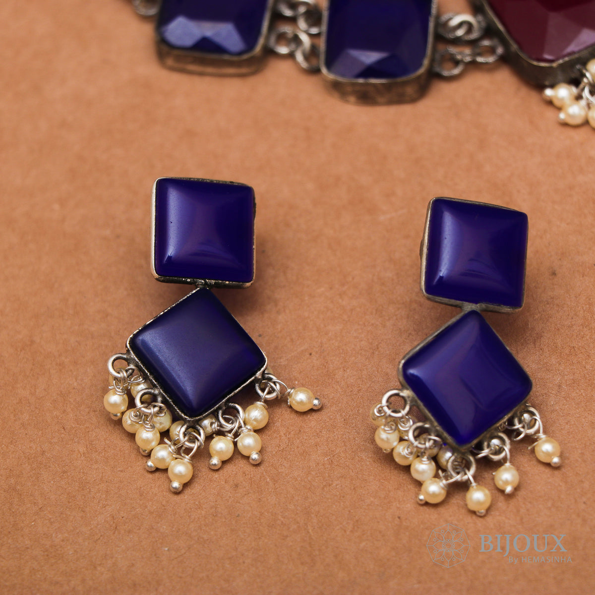 NIRAYA BIJOUX PREMIUM AND EXCLUSIVE HANDMADE RUSTIC CHOKER WITH EARRINGS CH78