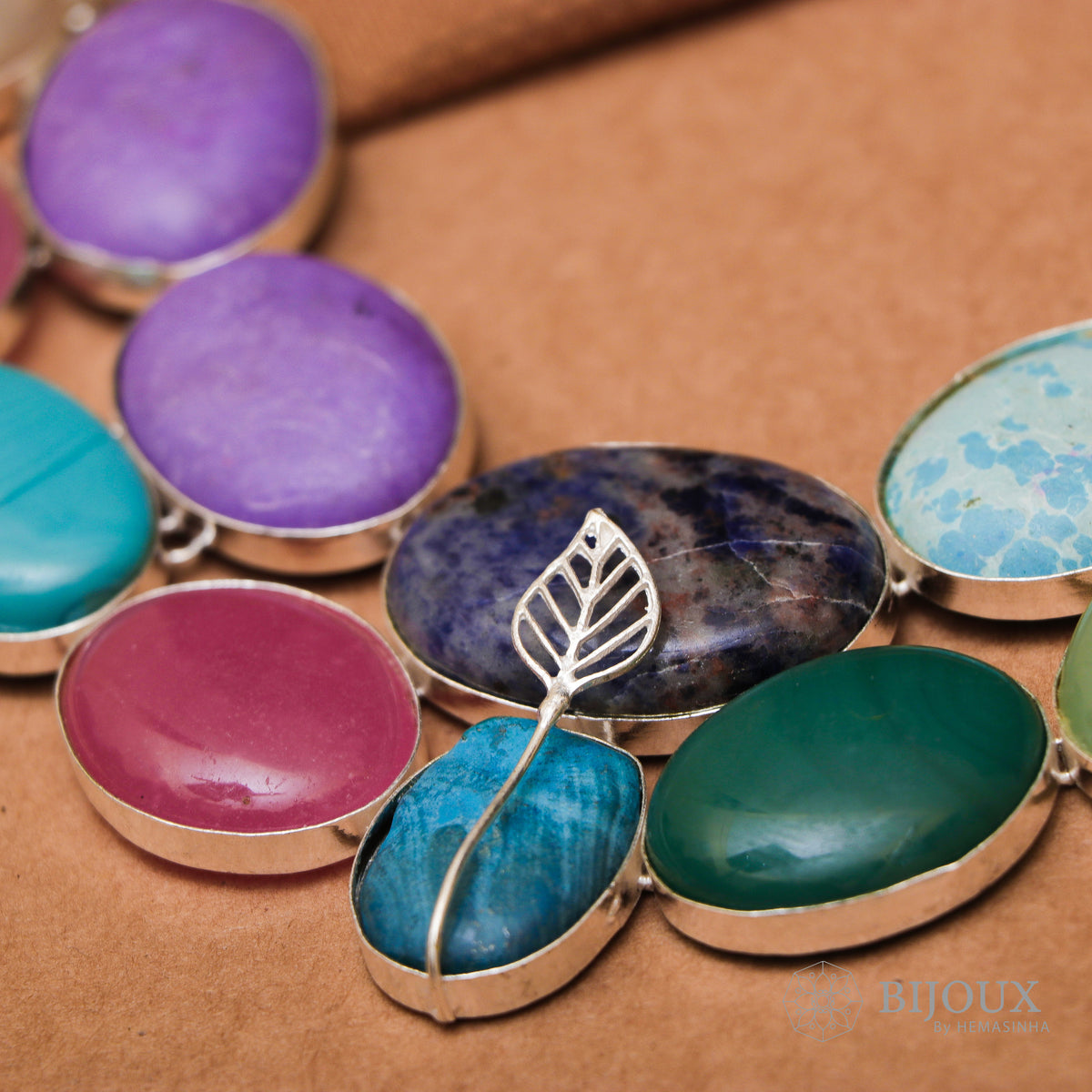 NADDY PREMIUM RAW STONE HANDMADE FAUX SILVER  RUSTIC FINISH NECKLACE NL89