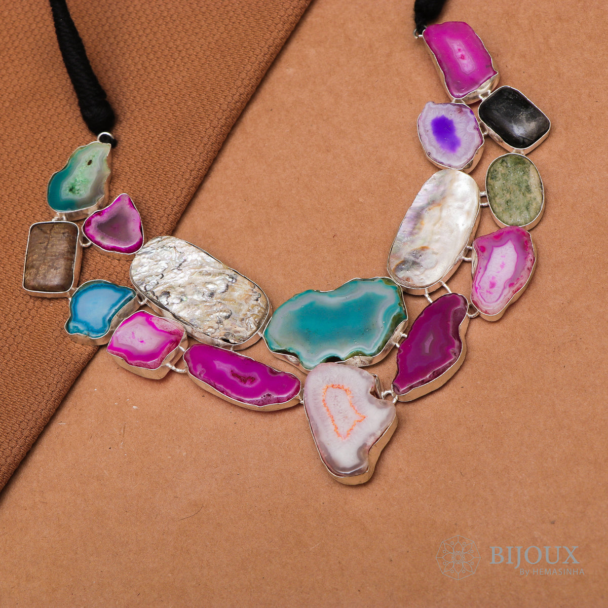 NADDY PREMIUM RAW STONE HANDMADE FAUX SILVER  RUSTIC FINISH NECKLACE NL89