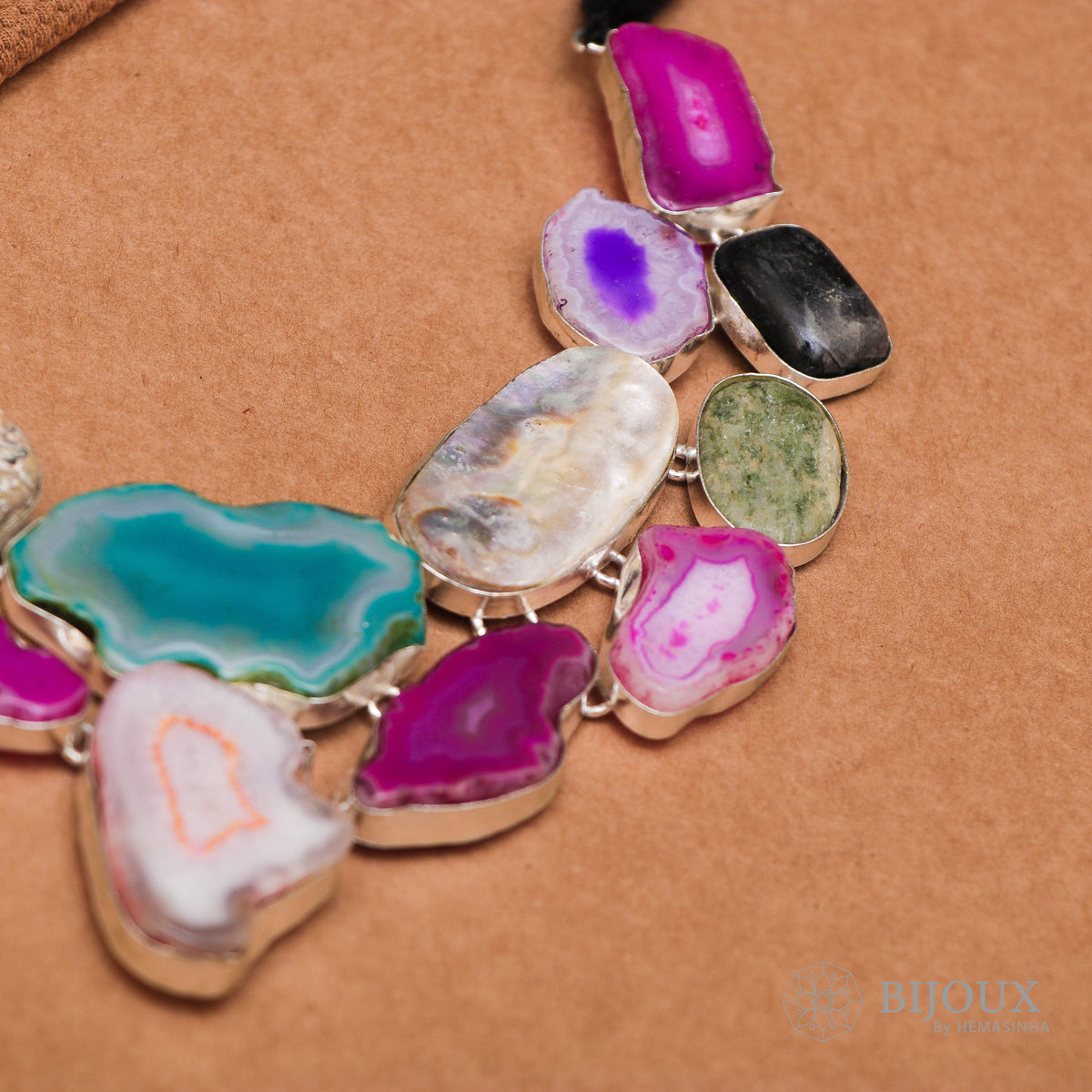 NADDY PREMIUM RAW STONE HANDMADE FAUX SILVER  RUSTIC FINISH NECKLACE NL89