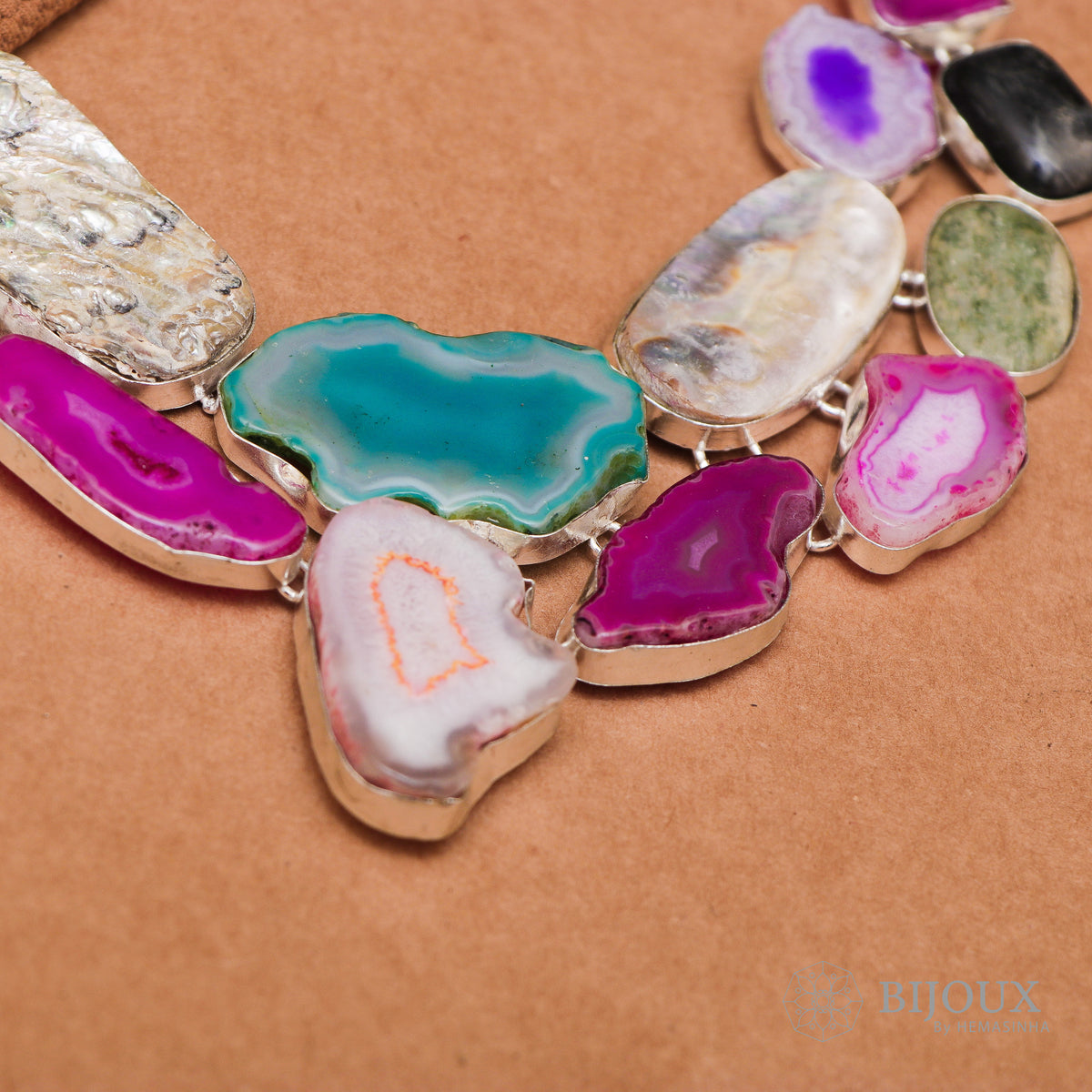 NADDY PREMIUM RAW STONE HANDMADE FAUX SILVER  RUSTIC FINISH NECKLACE NL89