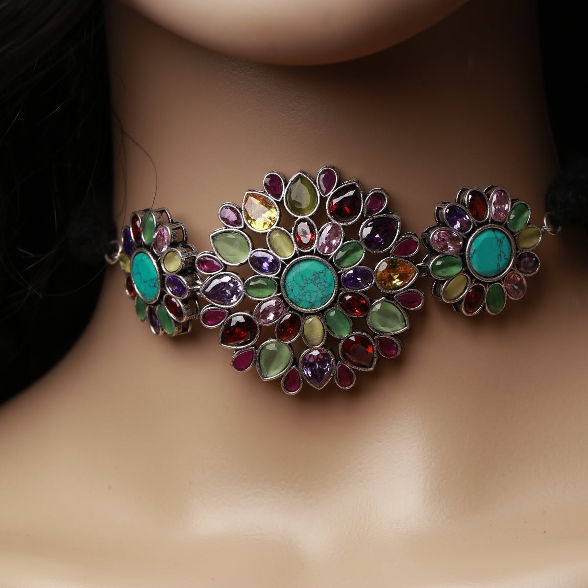 RICHU SILVER LOOK ALIKE RAW AND RUSTIC SEMI HANDMADE STATEMENT CHOKER / NECKPIECE CH56