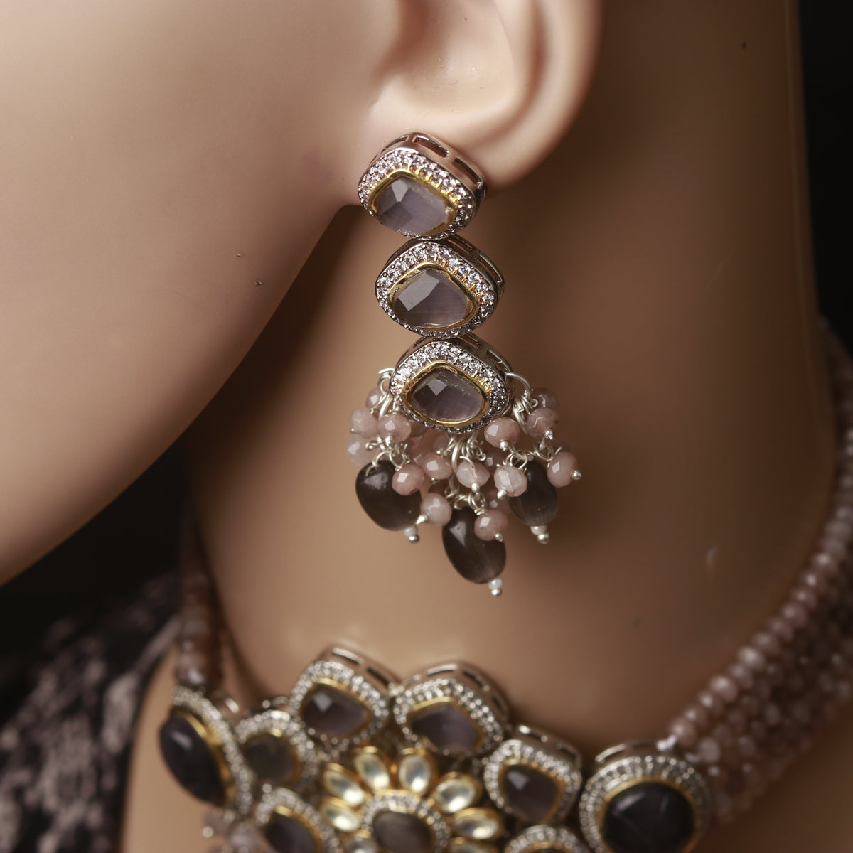 LEAH ONEX BEADS POLKI BIJOUX PREMIUM AND EXCLUSIVE HANDMADE CHOKER  WITH EARRINGS CH211