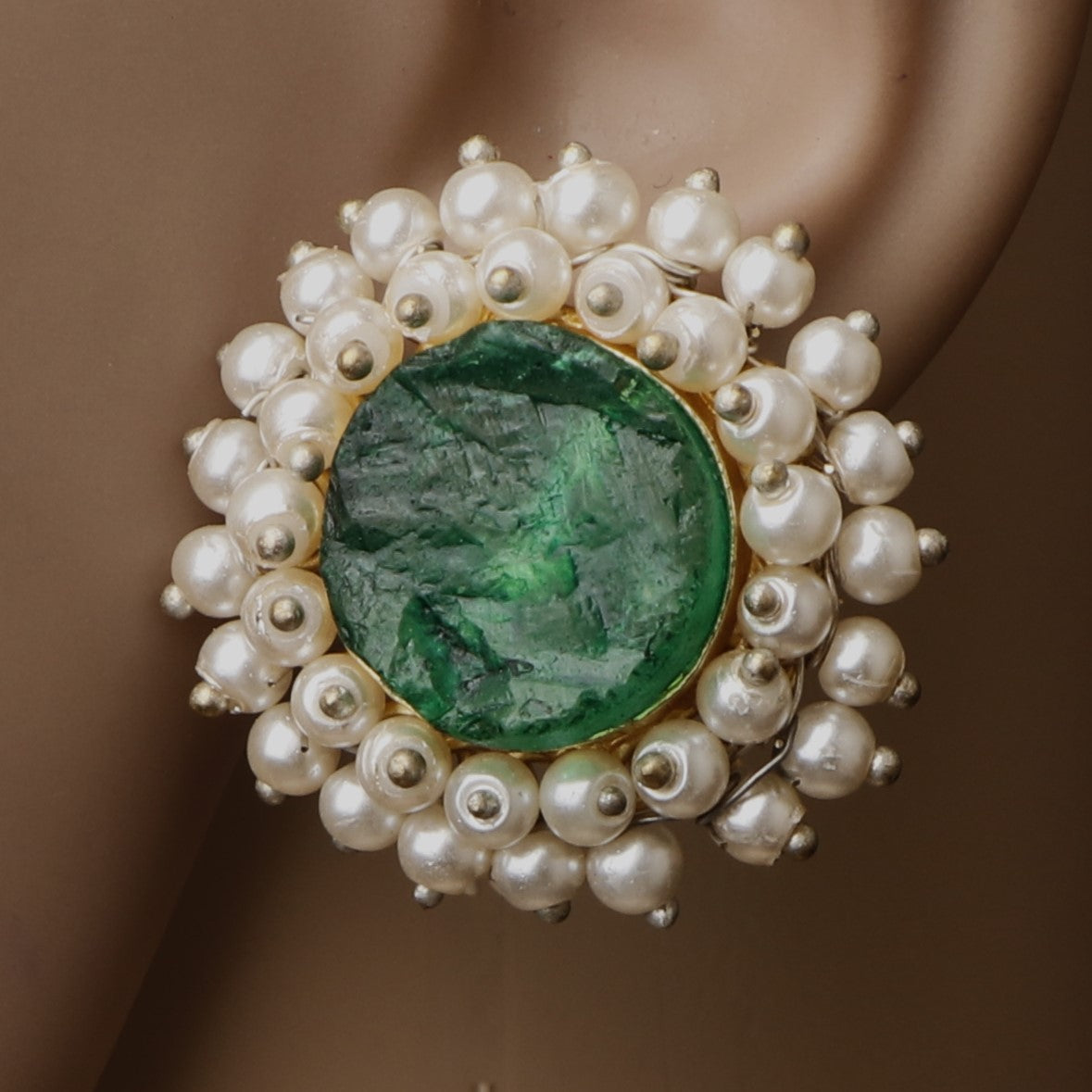 WILLOW BIJOUX PREMIUM HANDMADE RAW STONE CHOKER WITH EARRINGS CH122