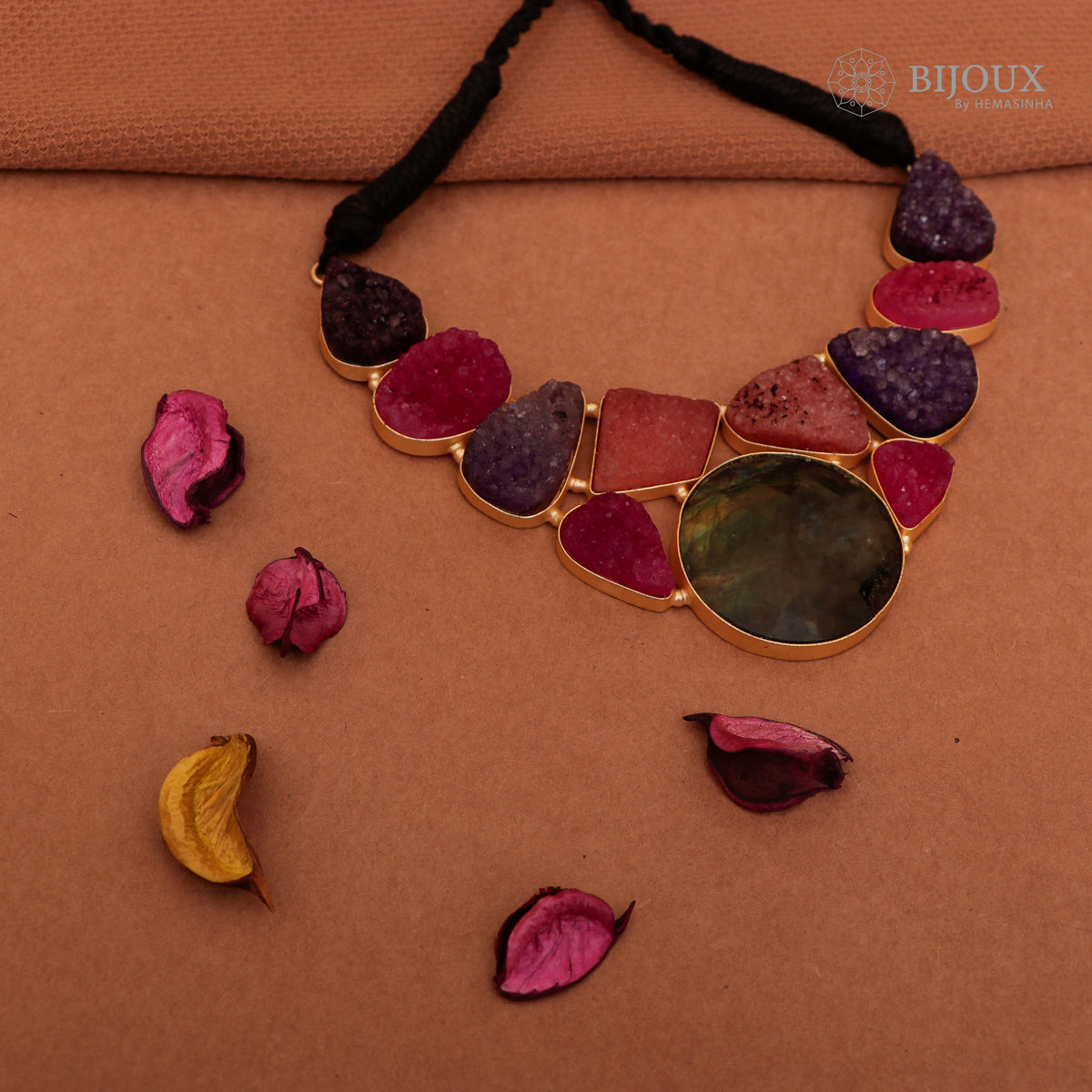 NIRAVYA RAW STONE HANDMADE GOLD TONED RUSTIC FINISH NECKLACE NL88