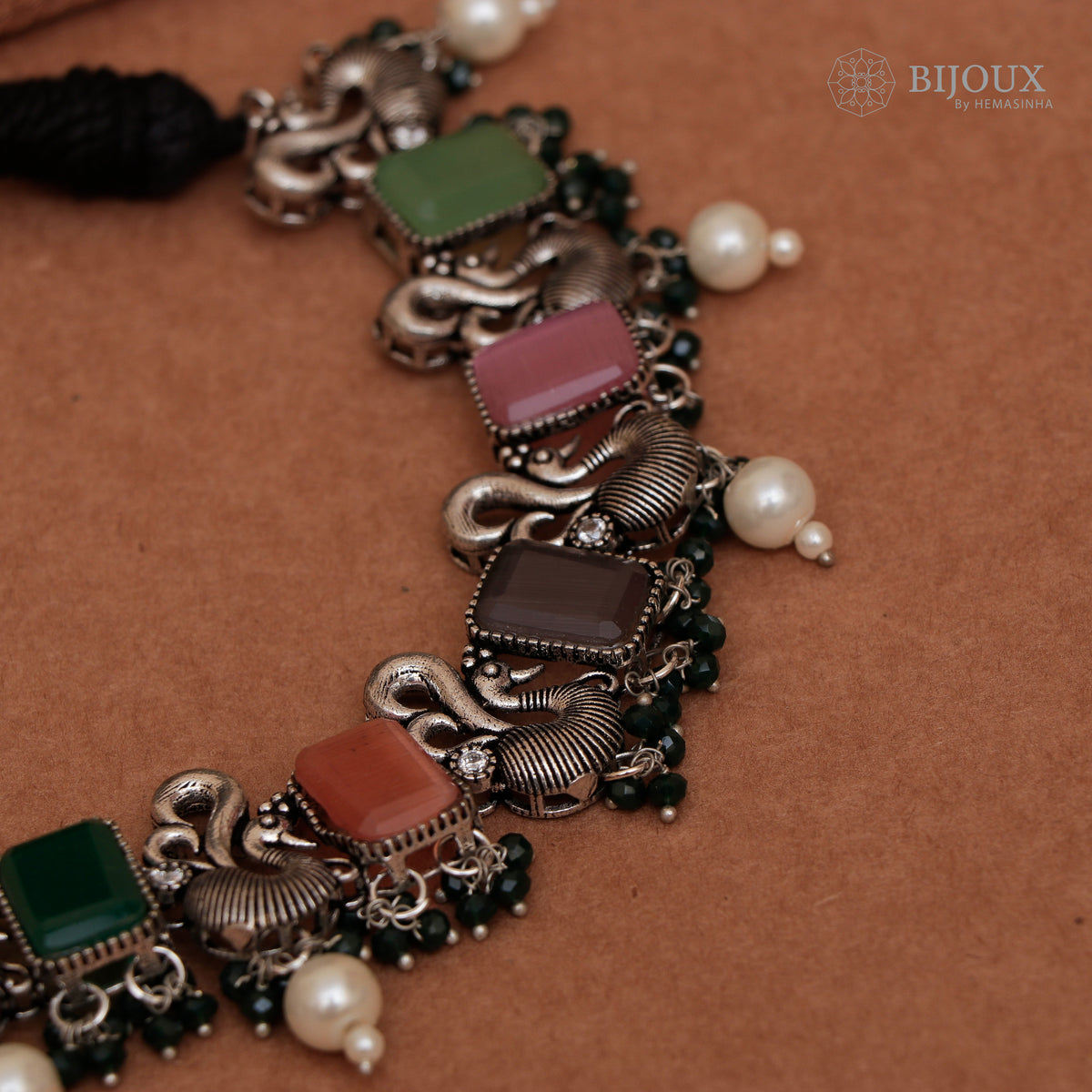 PRIKA BLACK POLISH RUSTIC LOOK NECKPIECE NECKLACE NL85