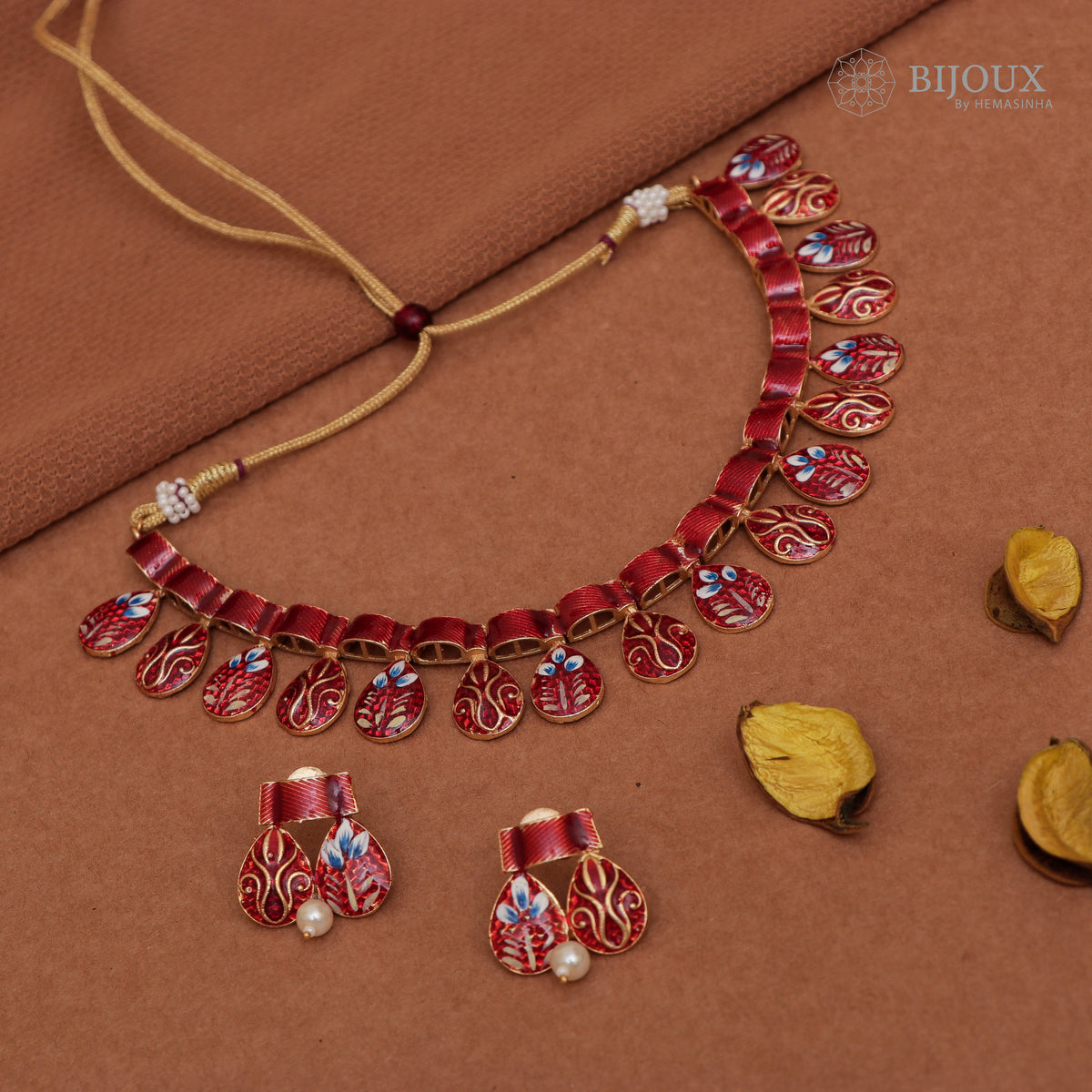 NILA HANDPAINTED RAW AND RUSTIC FINISH NECKLACE NL86