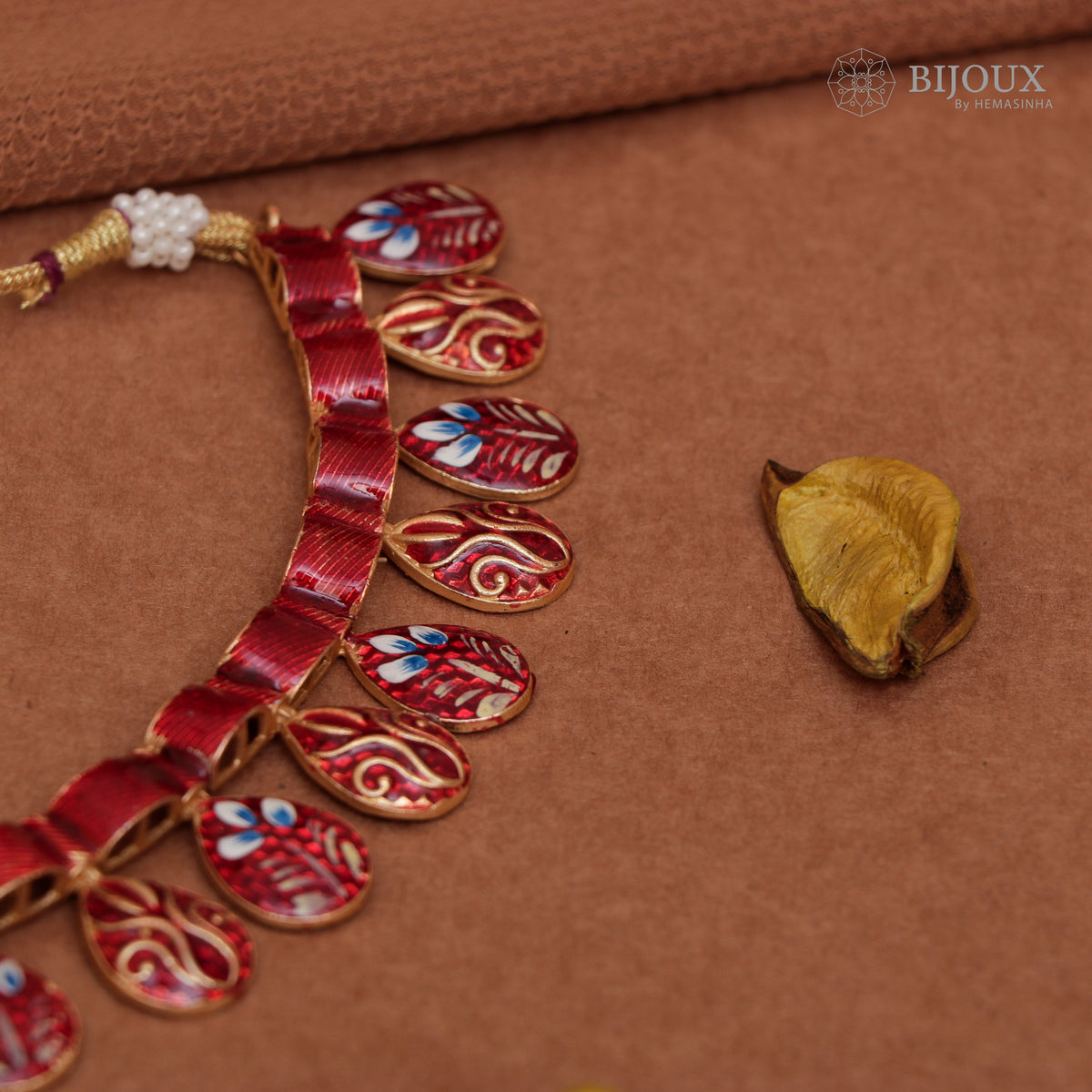 NILA HANDPAINTED RAW AND RUSTIC FINISH NECKLACE NL86