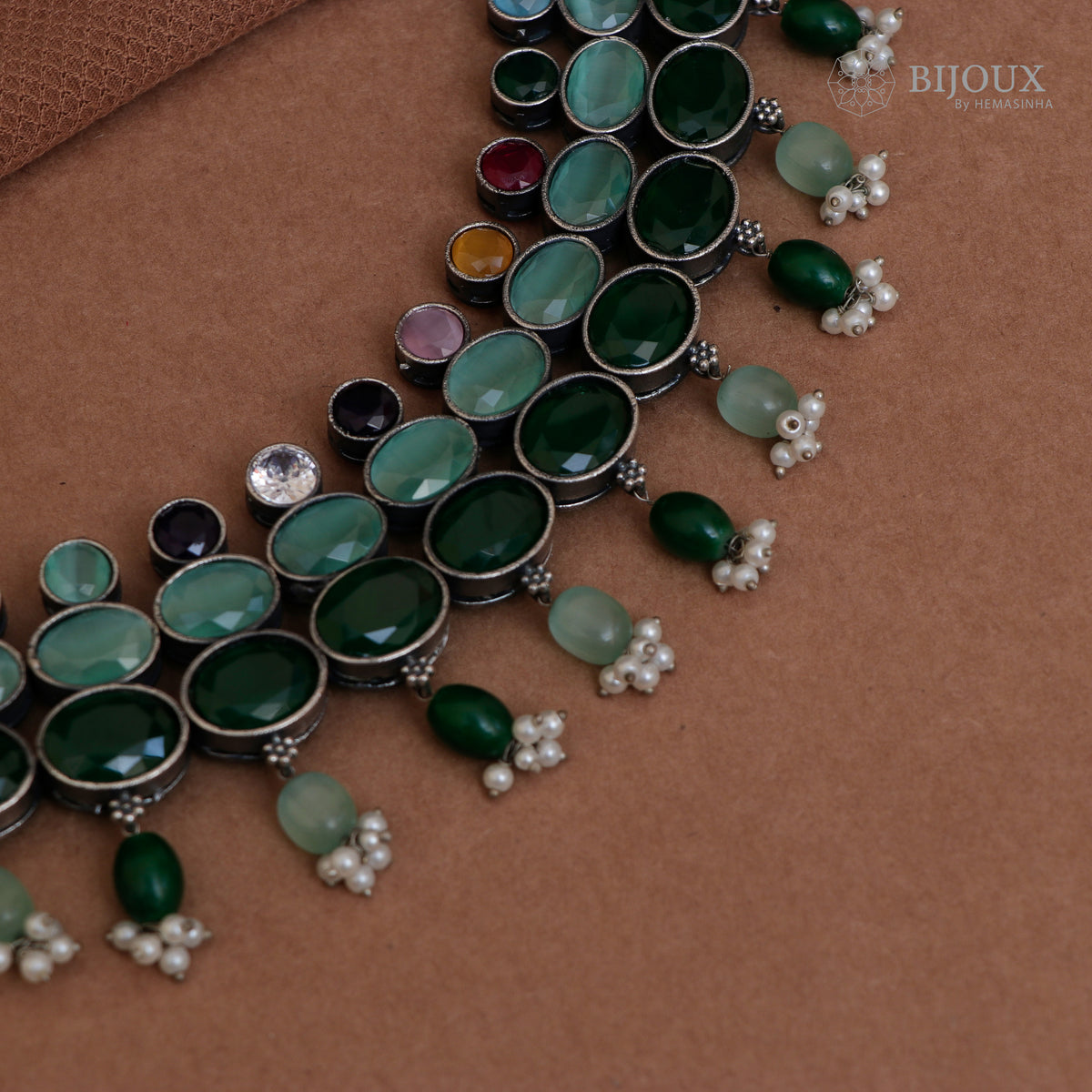 CLASSIC PRINCESS RUSTIC FINISH SEMI HANDMADE NECKLACE NL45