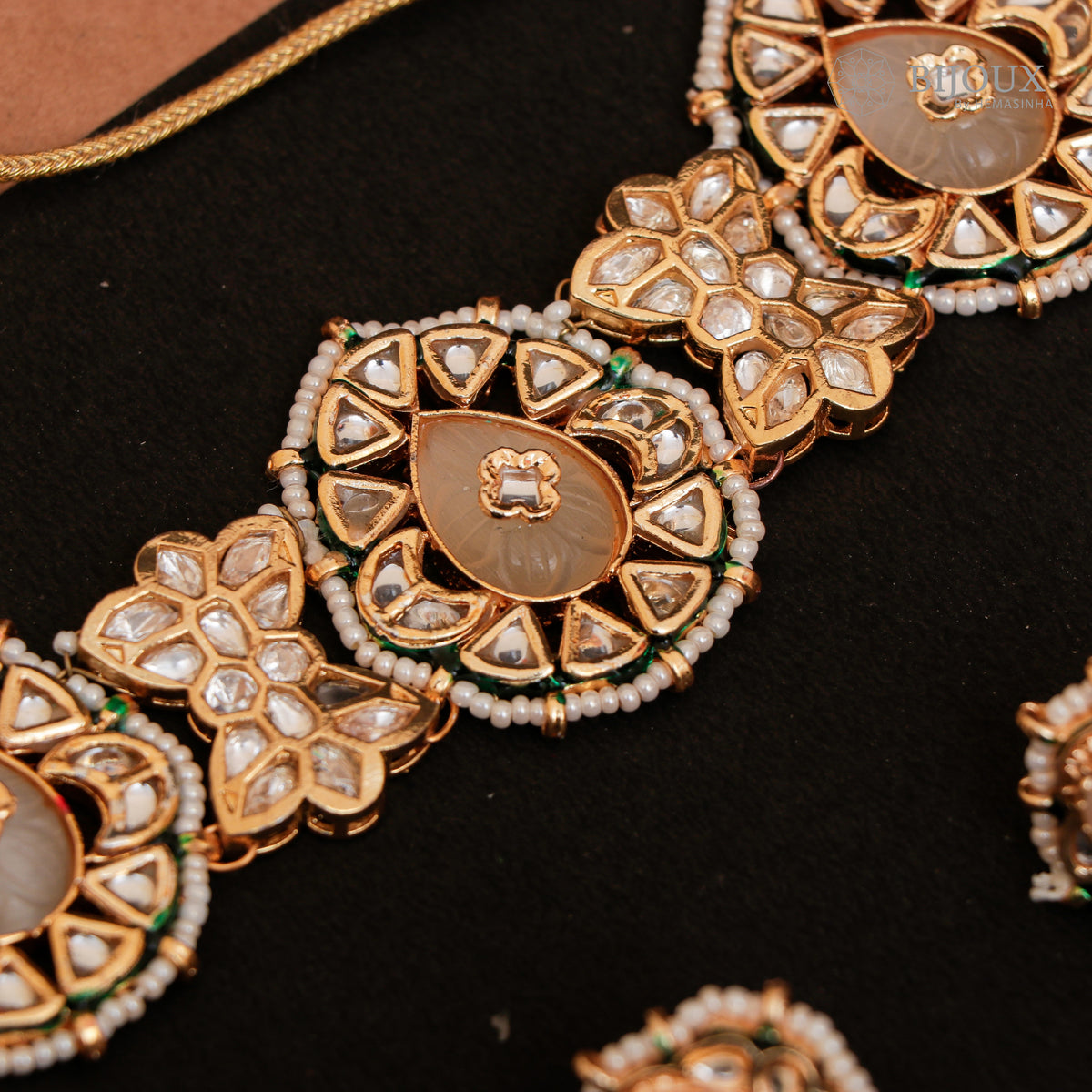 RYLEE BIJOUX PREMIUM KUNDAN SEMI HANDMADE CHOKER WITH EARRINGS CH207