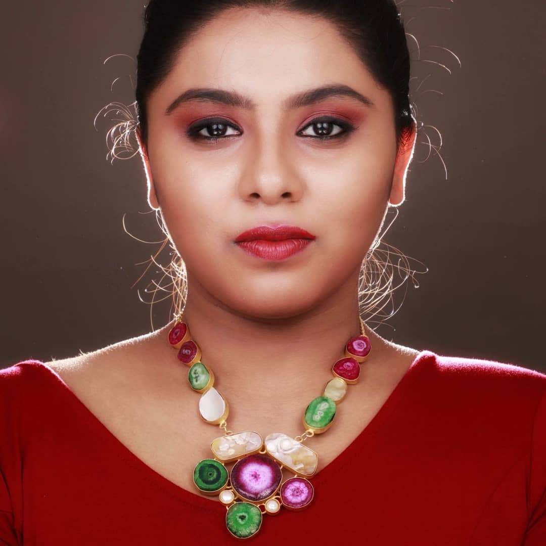 CHIC CROSSOVER DRUZY AGATE HANDMADE MULTI STONE STATEMENT RAW AND RUSTIC FINISH NECKLACE NL02