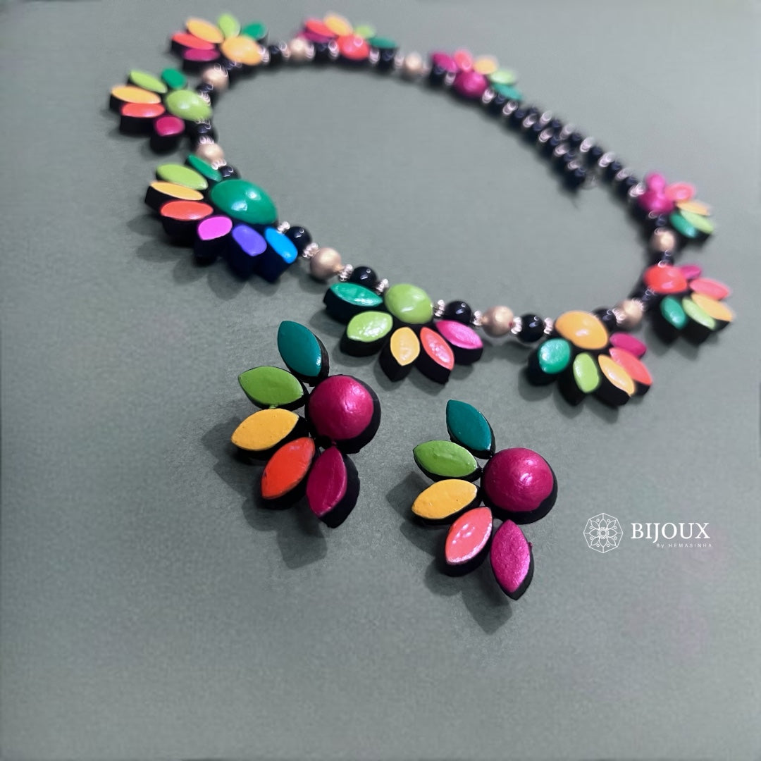 RAINBOW BLOOM TERRACOTTA HANDMADE NECKLACE WITH EARRINGS TR19