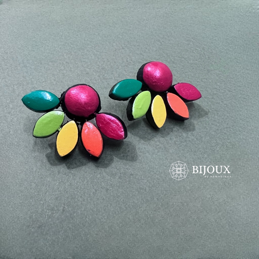 RAINBOW BLOOM TERRACOTTA HANDMADE NECKLACE WITH EARRINGS TR19