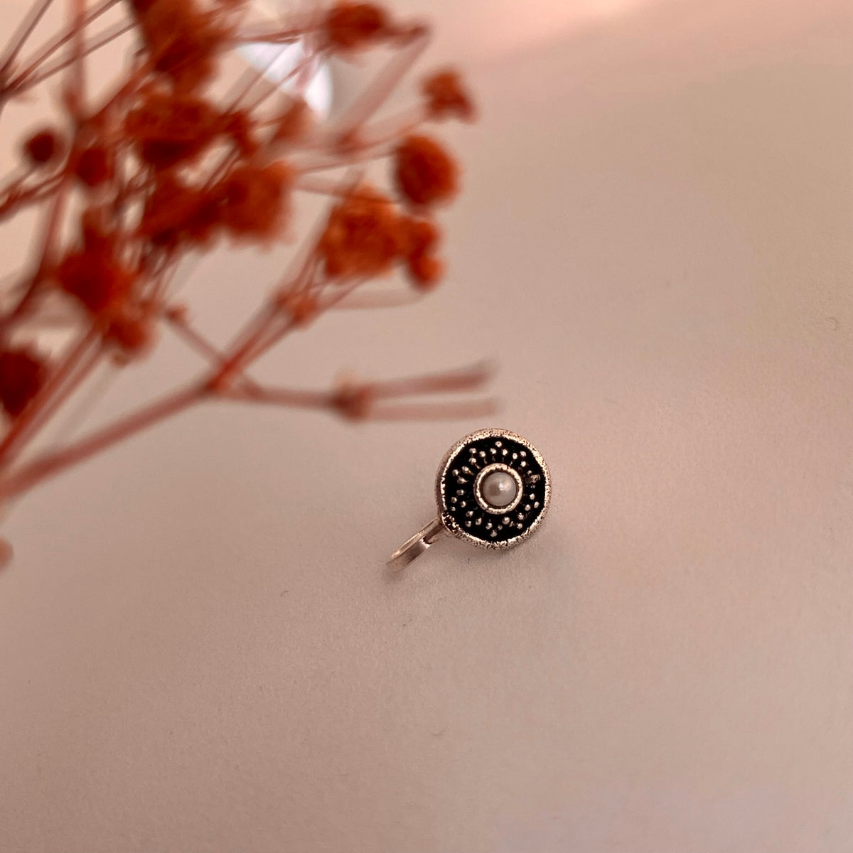 JIYA CLIP ON NOSE STUDS NS66