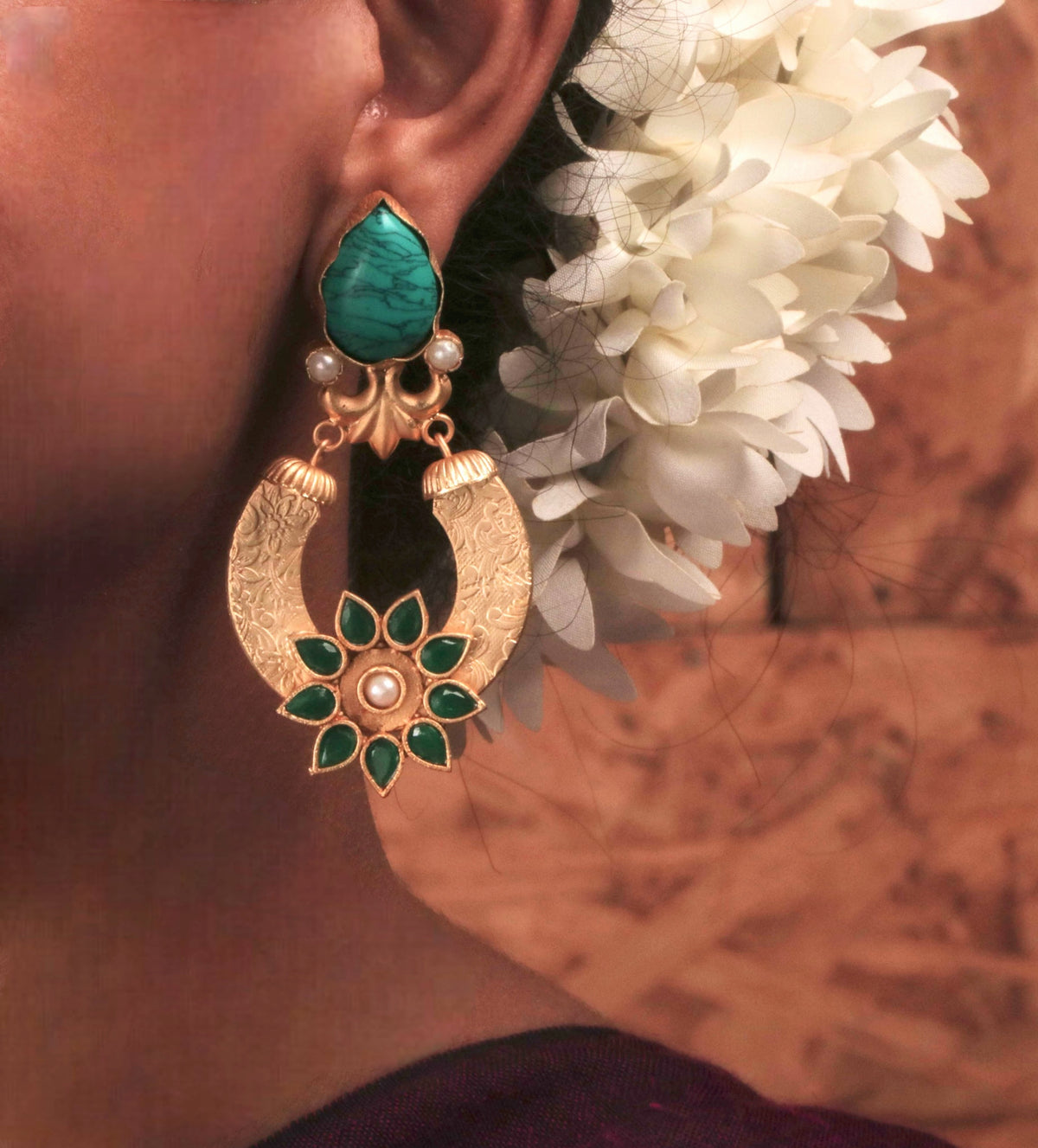 DIANA HANDMADE GOLD TONED EARRINGS- ER111