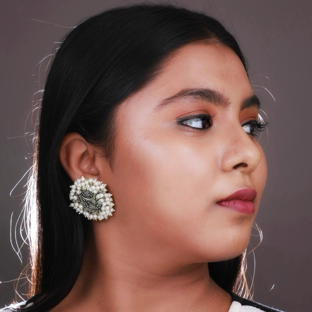 AFRO ANTIQUE CHARISMA OXIDIZED STUDS ER44