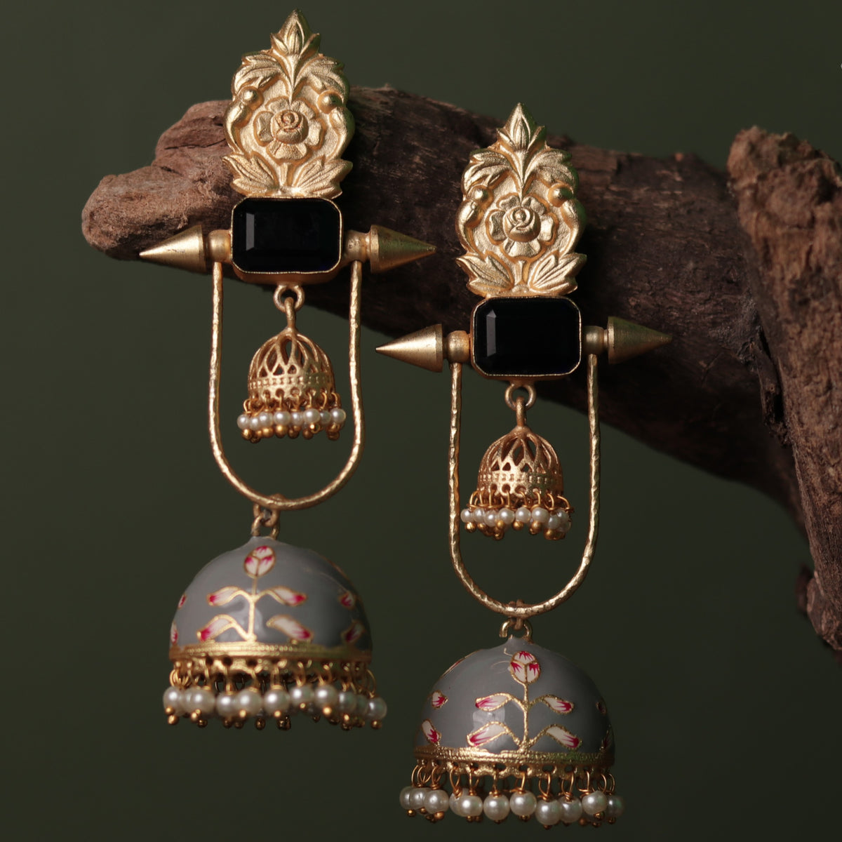VINTAGE SPARKLE DOUBLE LAYERED HANDMADE AND HAND HAMMERED JHUMKA ER79