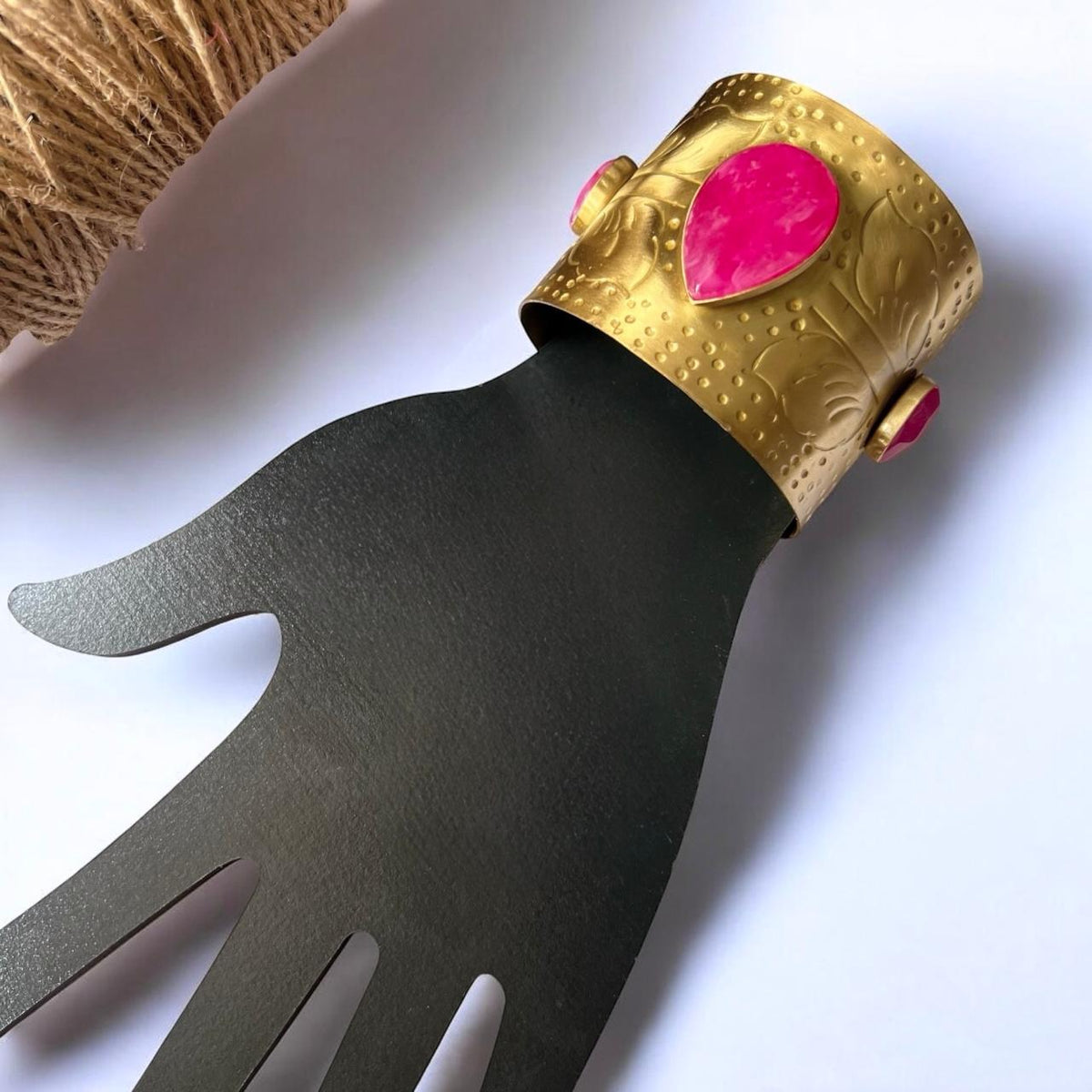 BENISHA HANDMADE HAND HAMMERED AND HAND CARVED RAW STONE PREMIUM HANDCUFF/BRACELETS BR202