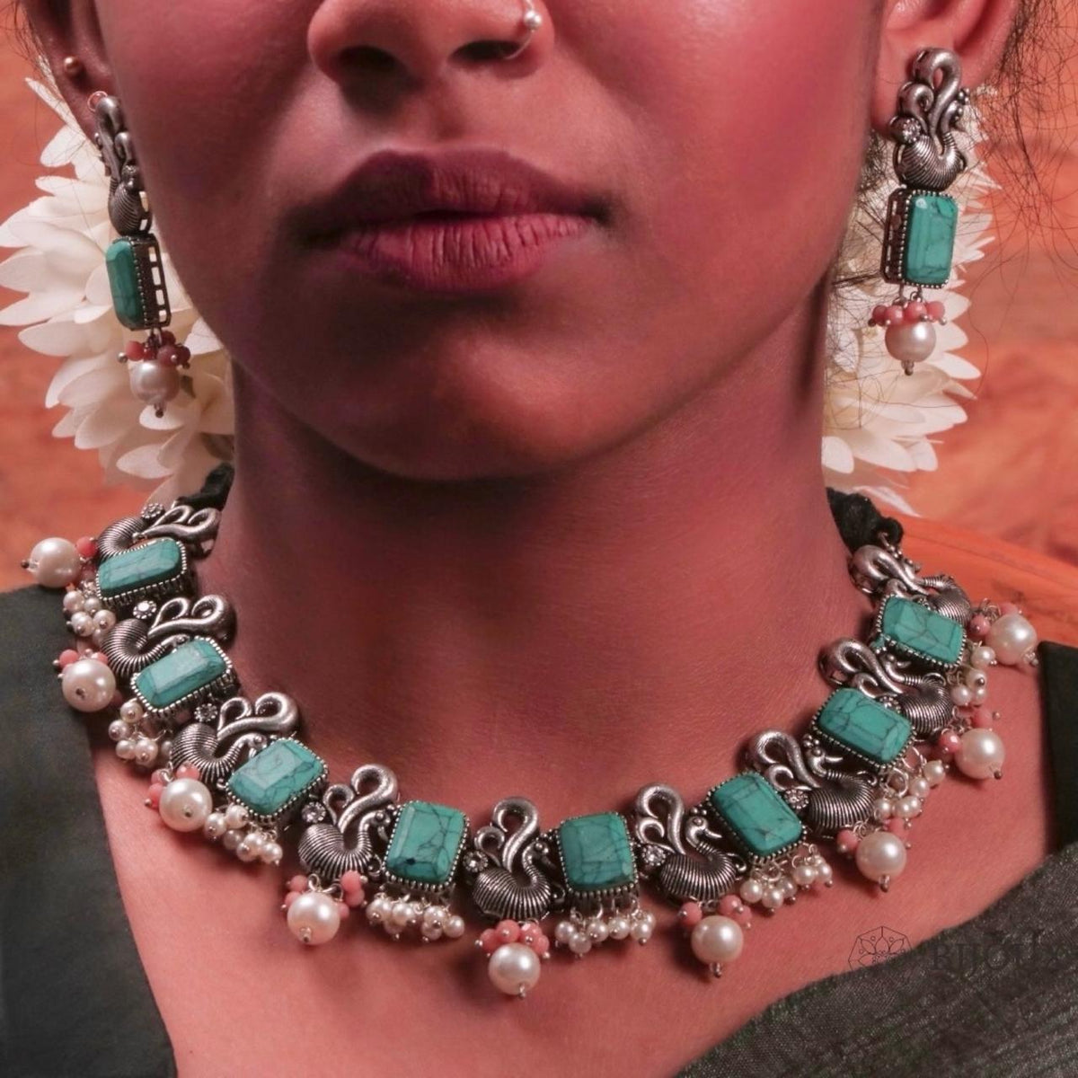 PRIKA BLACK POLISH RUSTIC LOOK NECKPIECE NECKLACE NL85